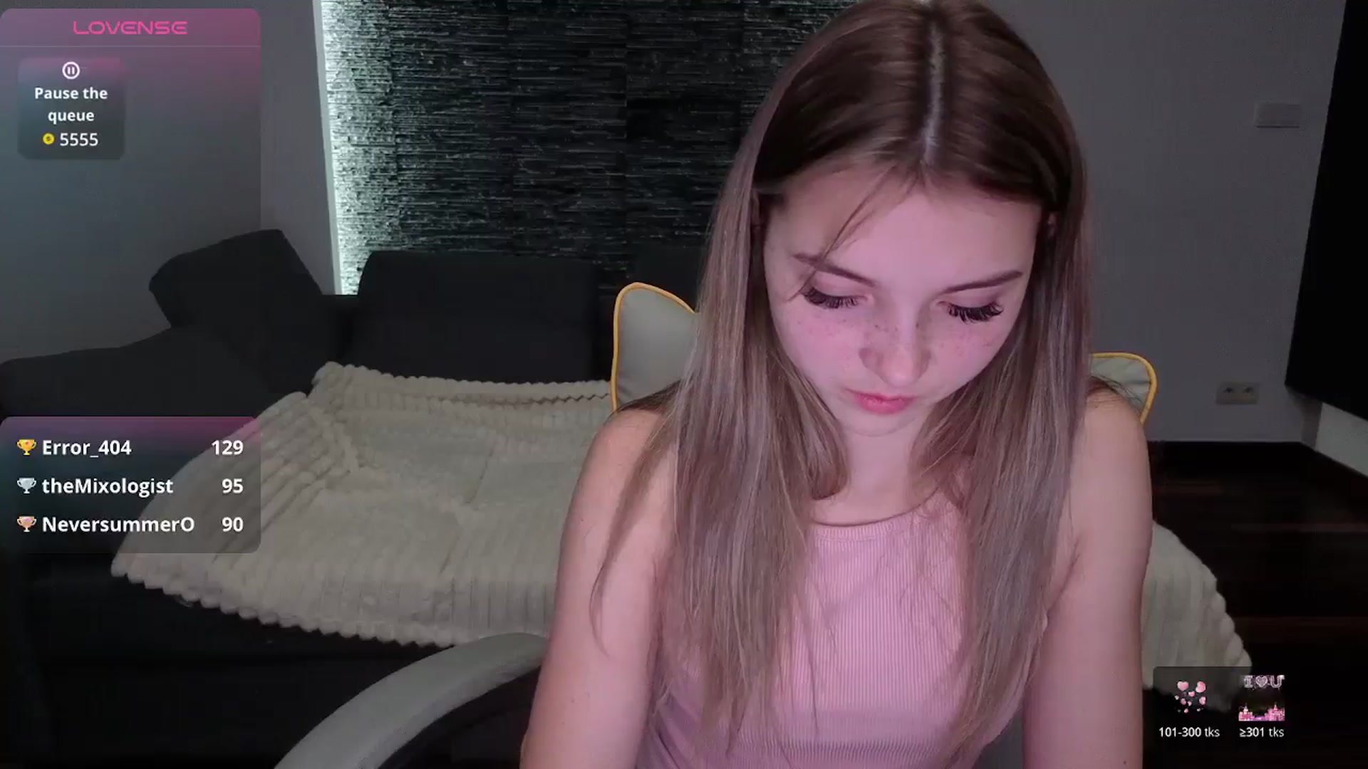 Gallery image thumbnail from Daisyy's myfreecams stream on, 12/12/2025, 20:20 image 5 of 20