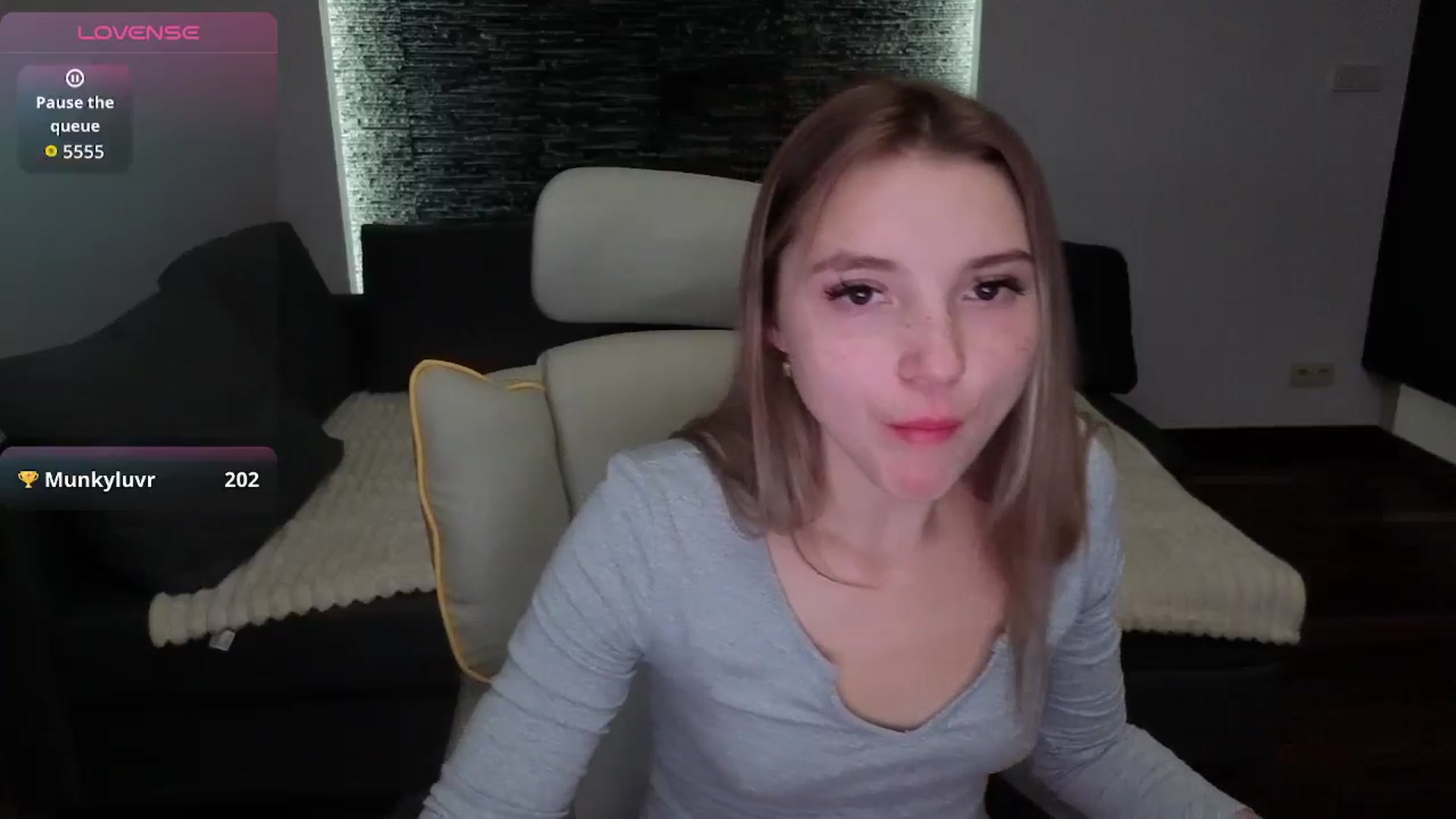 Gallery image thumbnail from Daisyy's myfreecams stream on, 12/16/2025, 19:27 image 9 of 20