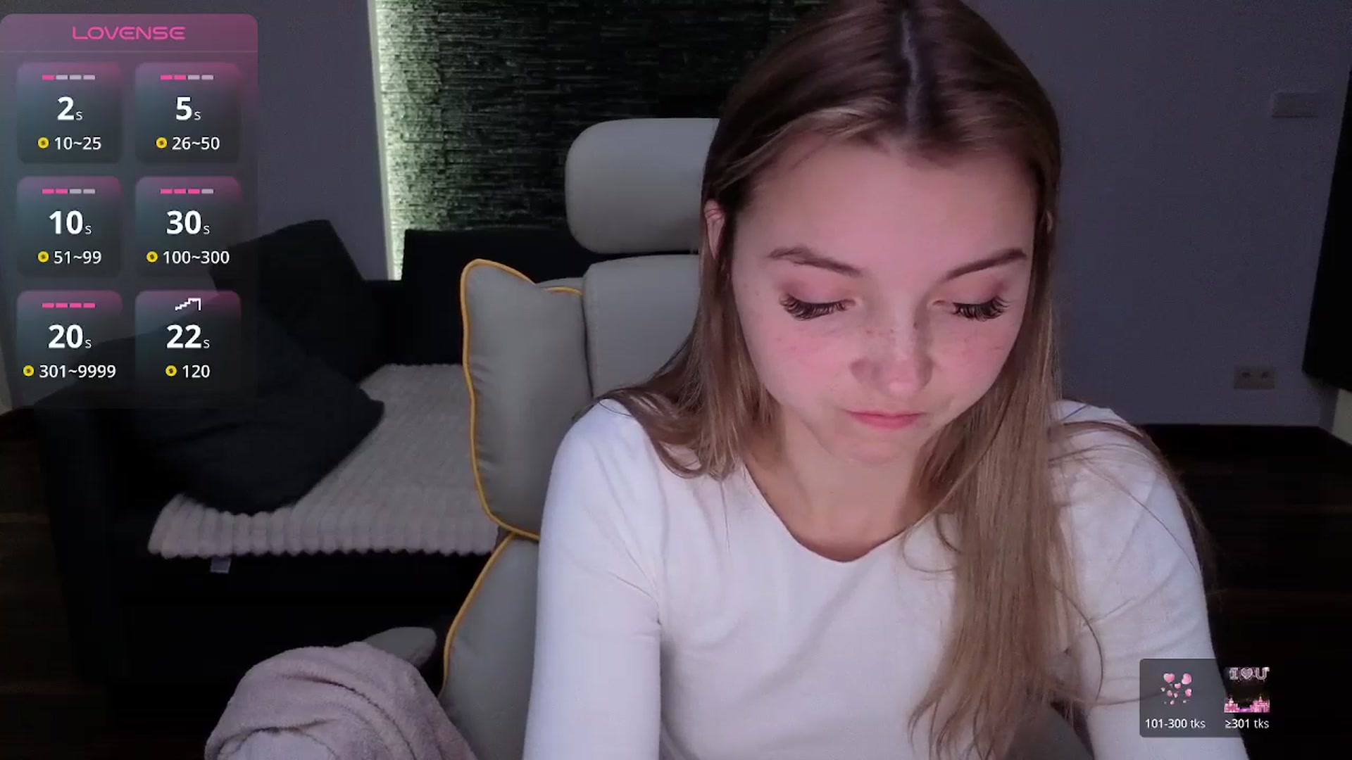 Gallery image thumbnail from Daisyy's myfreecams stream on, 12/23/2025, 17:34 image 9 of 20