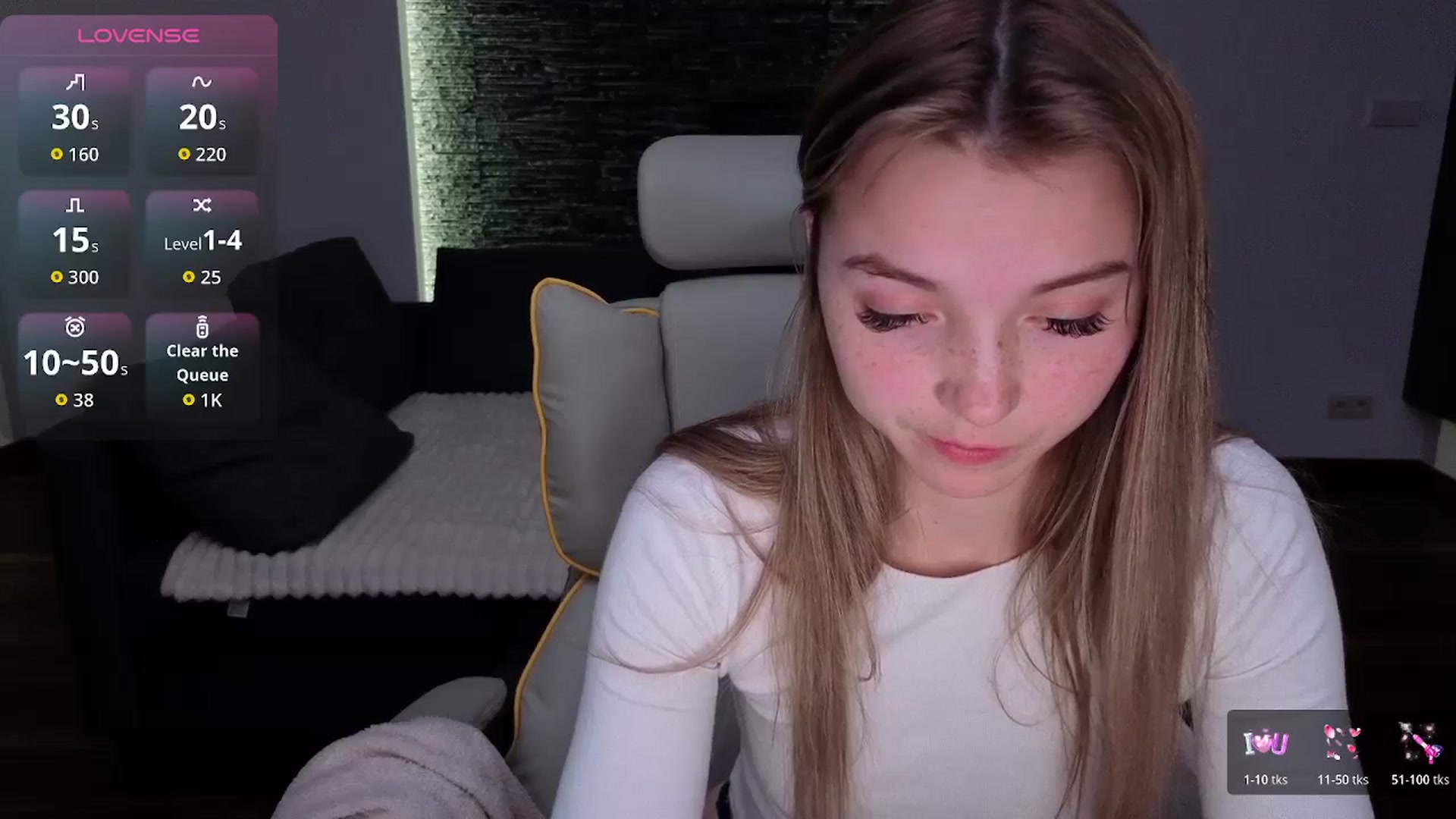 Gallery image thumbnail from Daisyy's myfreecams stream on, 12/23/2025, 17:34 image 18 of 20