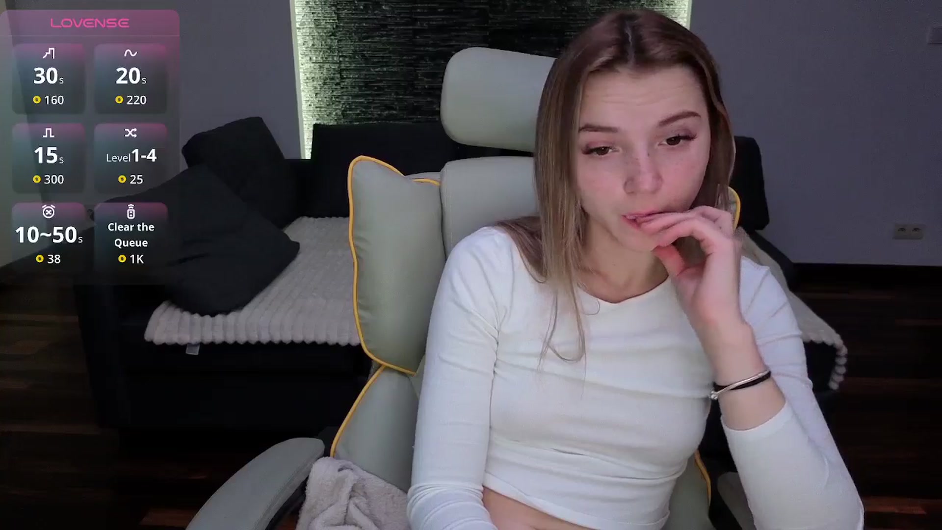 Gallery image thumbnail from Daisyy's myfreecams stream on, 12/23/2025, 21:33 image 7 of 20