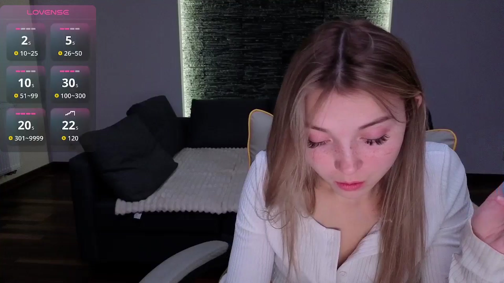 Gallery image thumbnail from Daisyy's myfreecams stream on, 12/24/2025, 15:11 image 2 of 20
