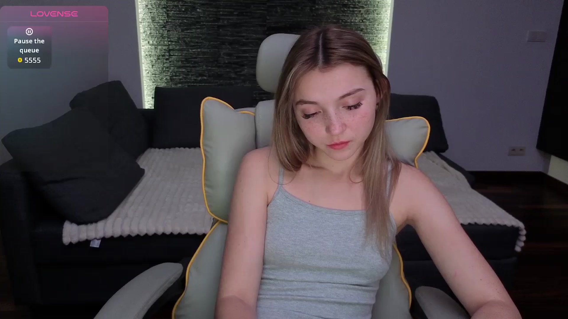 Gallery image thumbnail from Daisyy's myfreecams stream on, 12/24/2025, 20:01 image 9 of 20