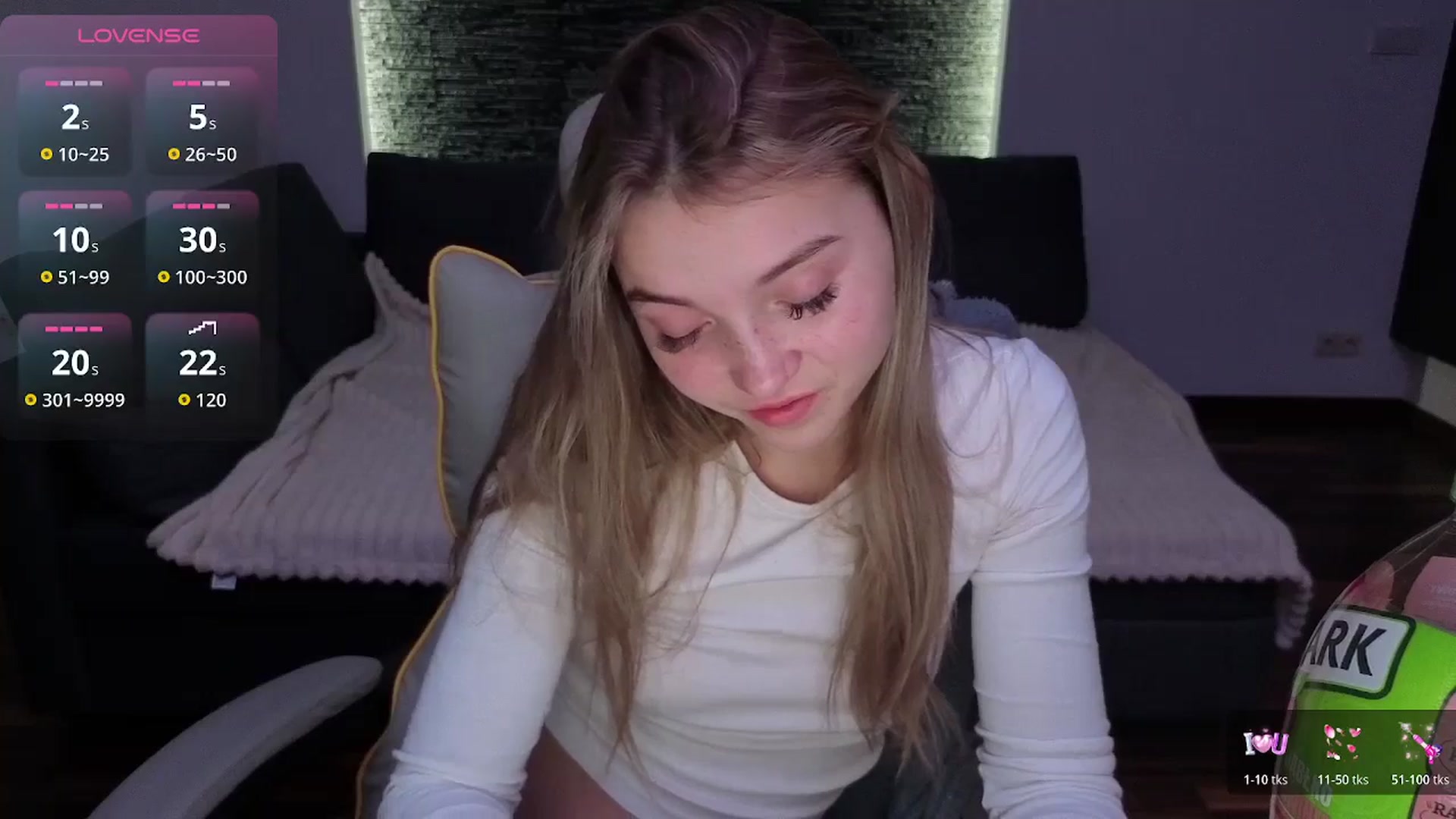 Gallery image thumbnail from Daisyy's myfreecams stream on, 12/27/2025, 19:55 image 13 of 20