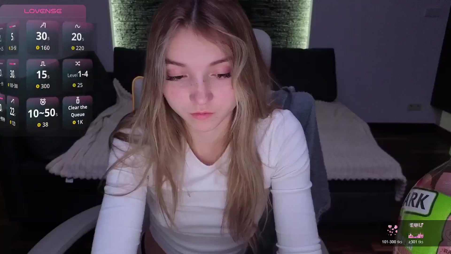 Gallery image thumbnail from Daisyy's myfreecams stream on, 12/27/2025, 19:55 image 16 of 20