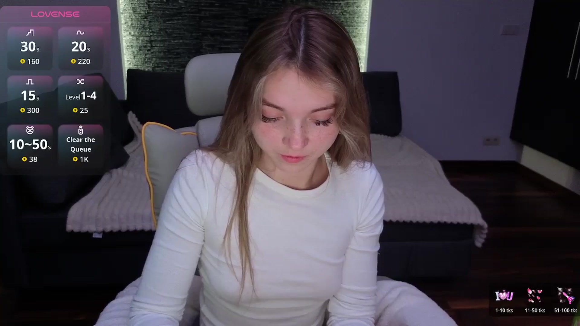 Gallery image thumbnail from Daisyy's myfreecams stream on, 12/27/2025, 22:56 image 2 of 20