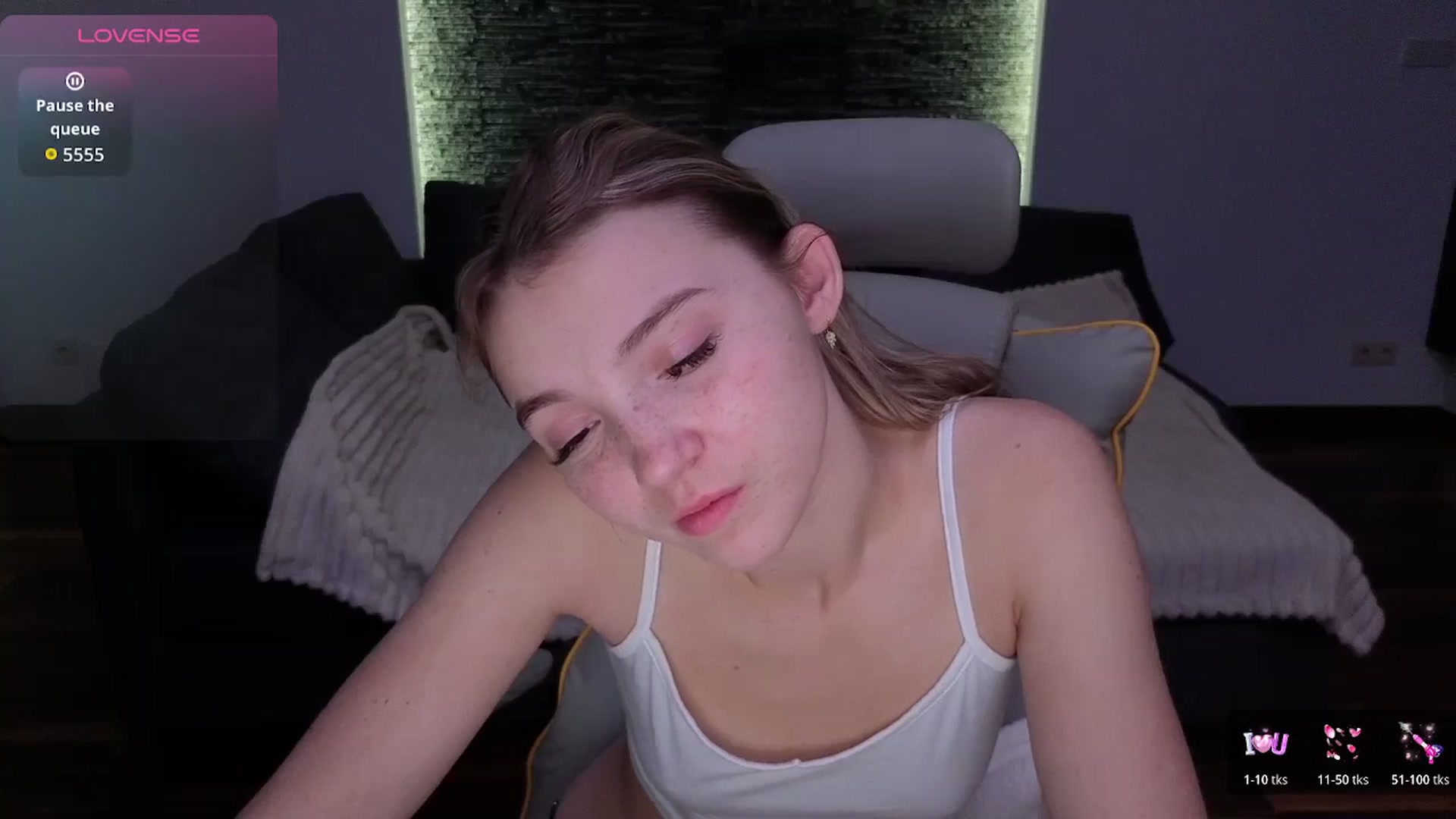 Gallery image thumbnail from Daisyy's myfreecams stream on, 12/28/2025, 03:25 image 15 of 20