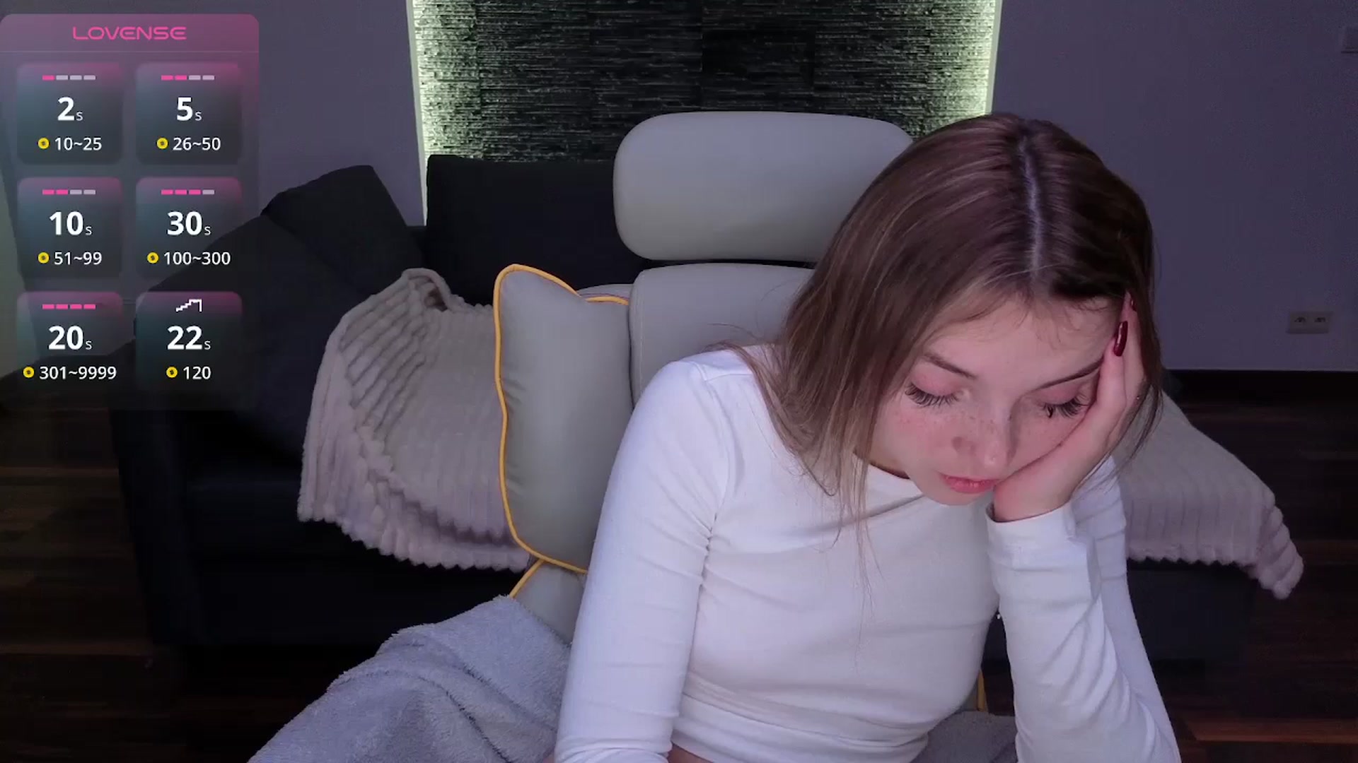 Gallery image thumbnail from Daisyy's myfreecams stream on, 12/28/2025, 04:09 image 18 of 20