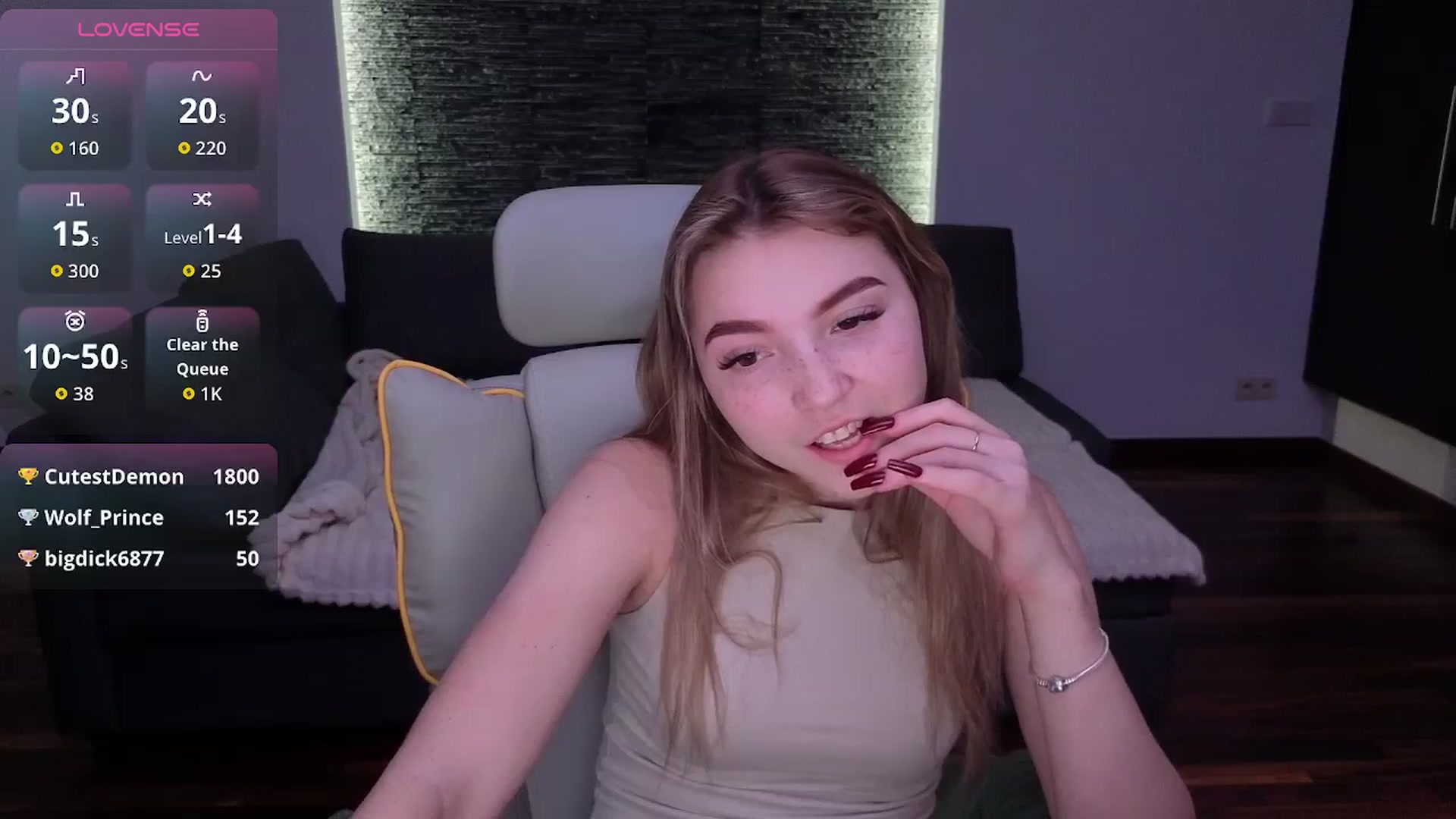 Gallery image thumbnail from Daisyy's myfreecams stream on, 12/28/2025, 19:03 image 17 of 20