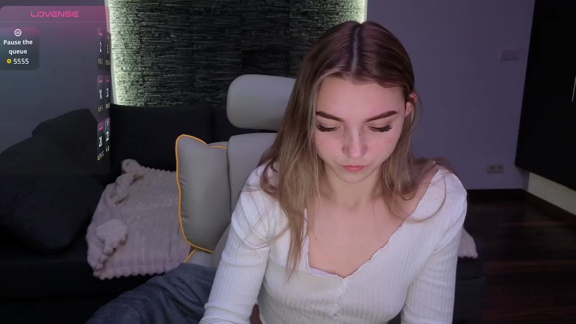 Gallery image thumbnail from Daisyy's myfreecams stream on, 12/29/2025, 01:49 image 1 of 20