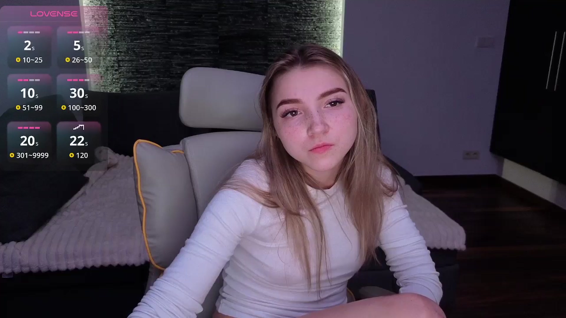 Gallery image thumbnail from Daisyy's myfreecams stream on, 12/29/2025, 18:16 image 18 of 20