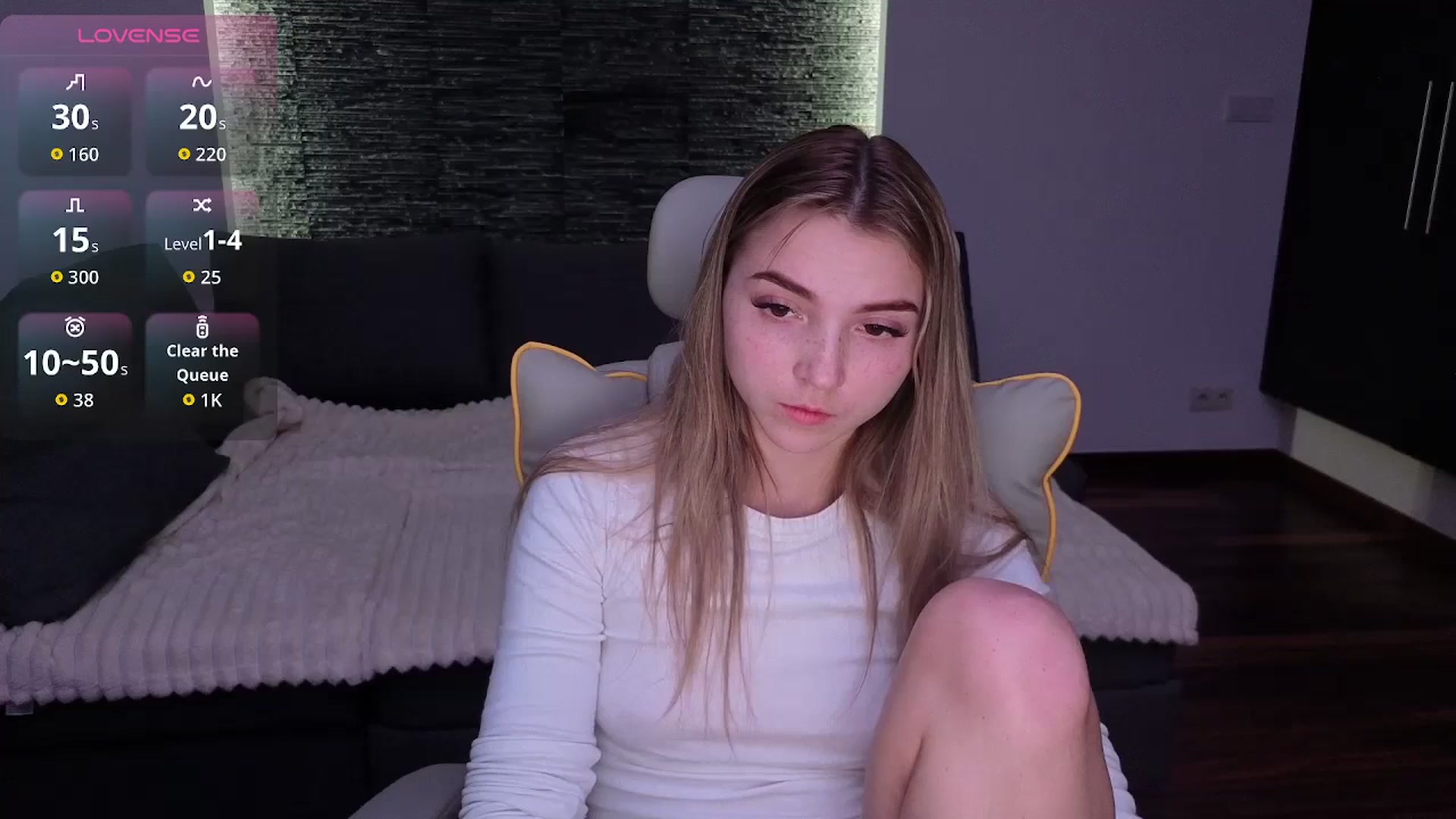 Gallery image thumbnail from Daisyy's myfreecams stream on, 12/29/2025, 18:16 image 7 of 20