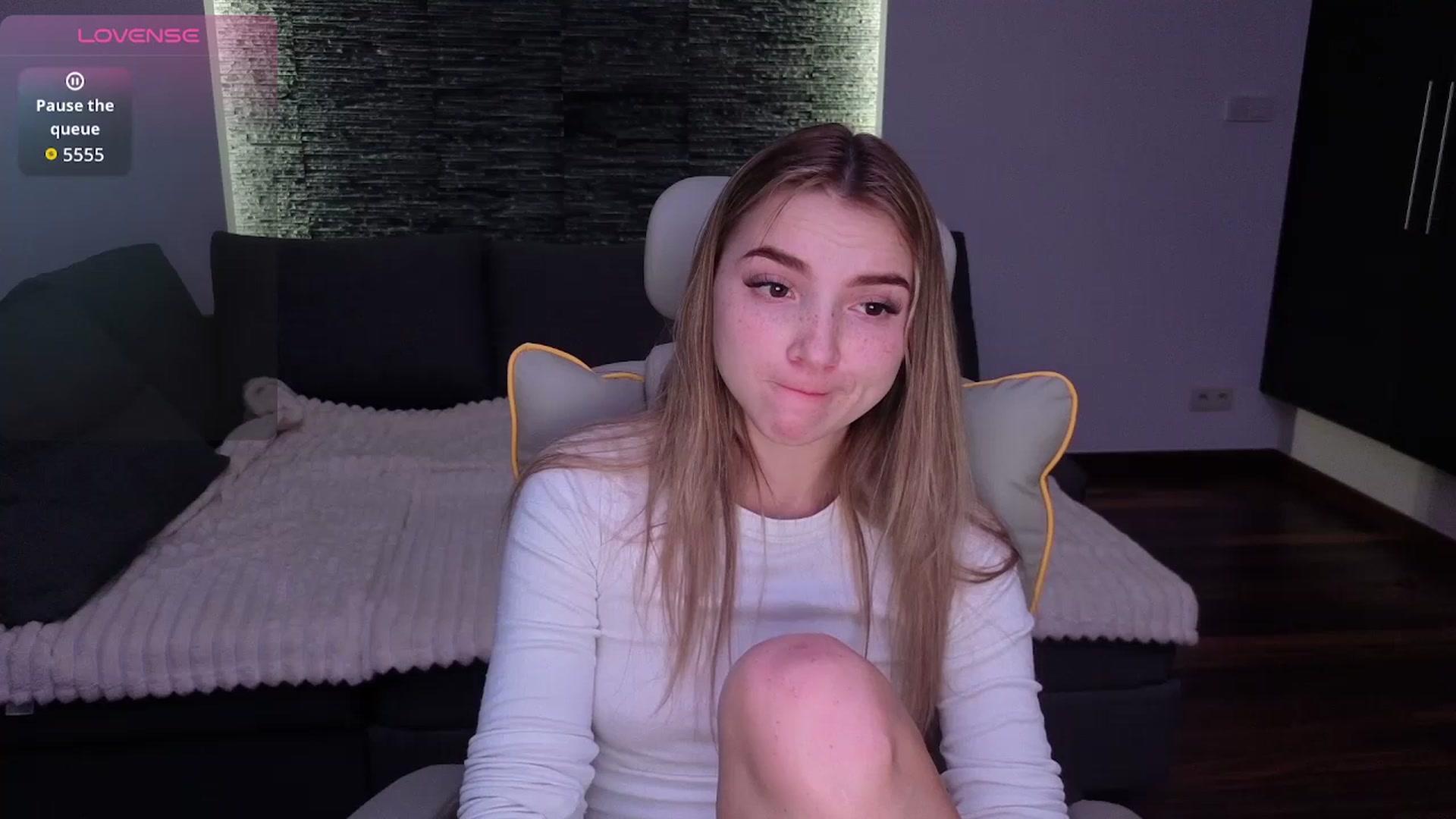 Gallery image thumbnail from Daisyy's myfreecams stream on, 12/29/2025, 18:16 image 8 of 20