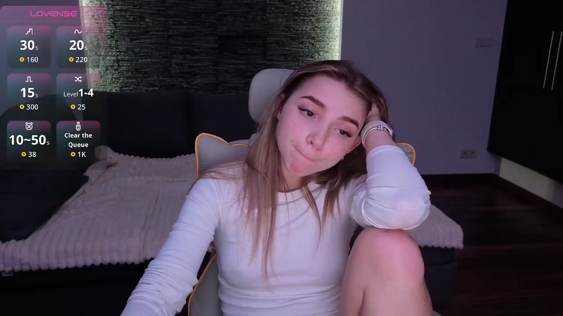 Gallery image thumbnail from Daisyy's myfreecams stream on, 12/29/2025, 18:16 image 10 of 20
