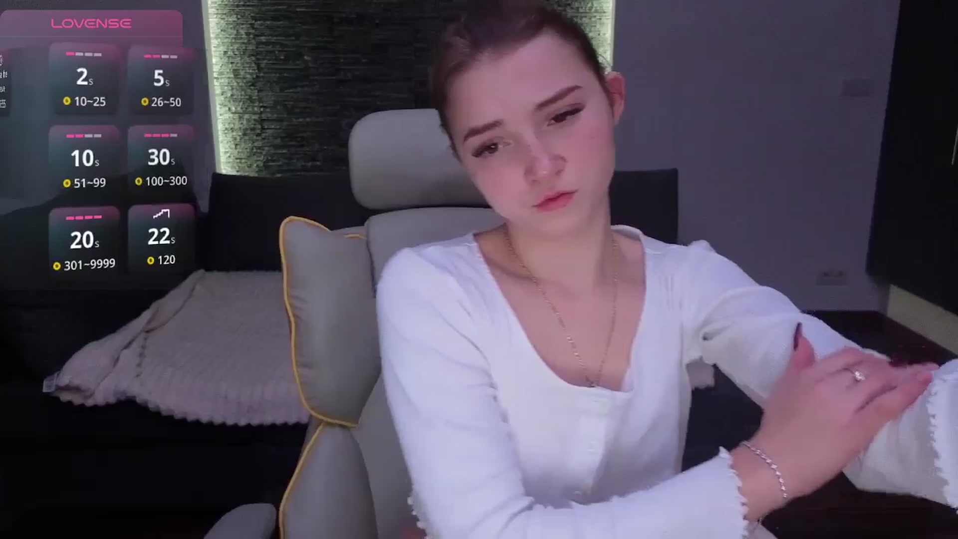 Gallery image thumbnail from Daisyy's myfreecams stream on, 01/03/2026, 02:40 image 16 of 20