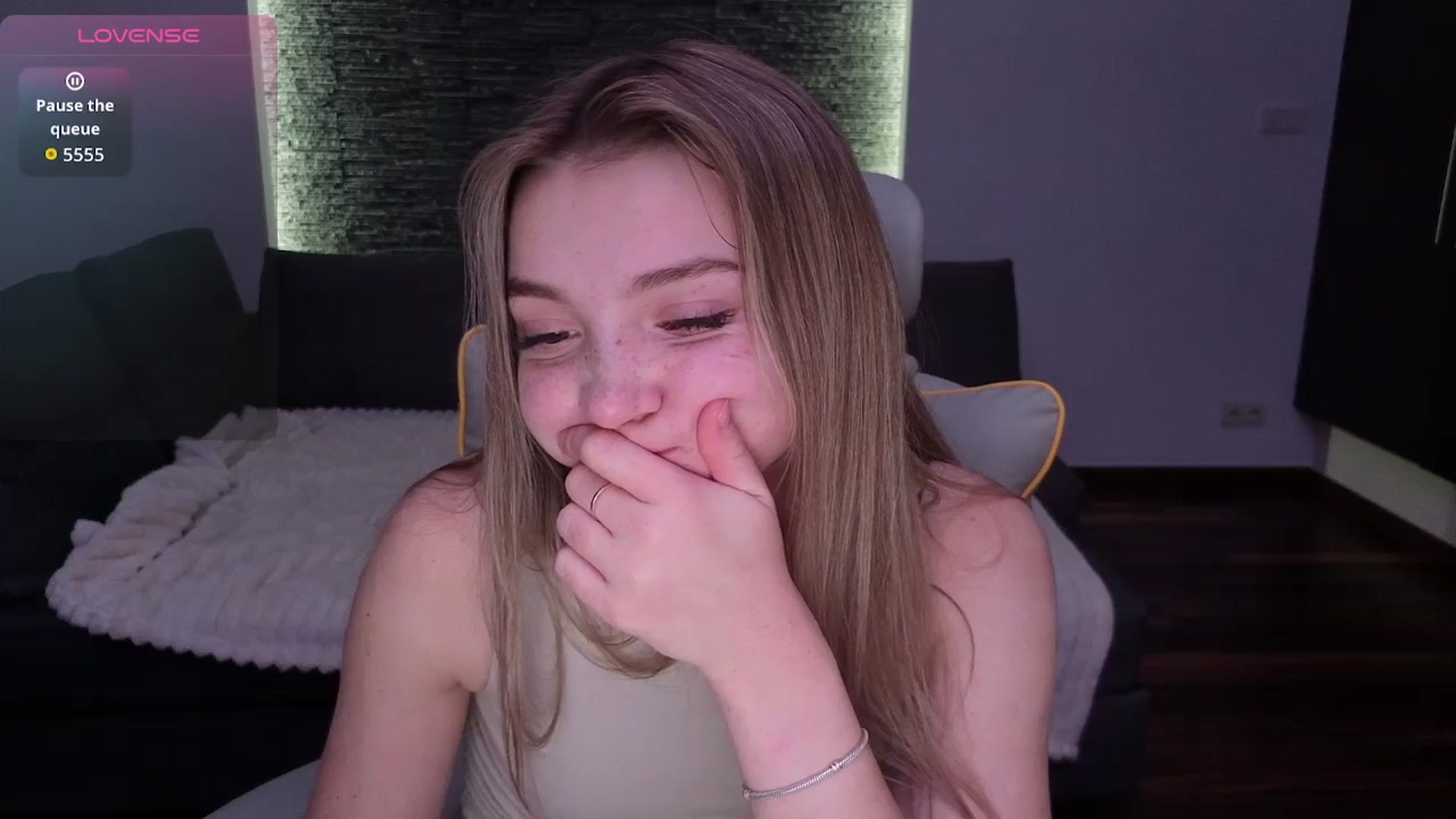 Gallery image thumbnail from Daisyy's myfreecams stream on, 01/03/2026, 18:43 image 9 of 20