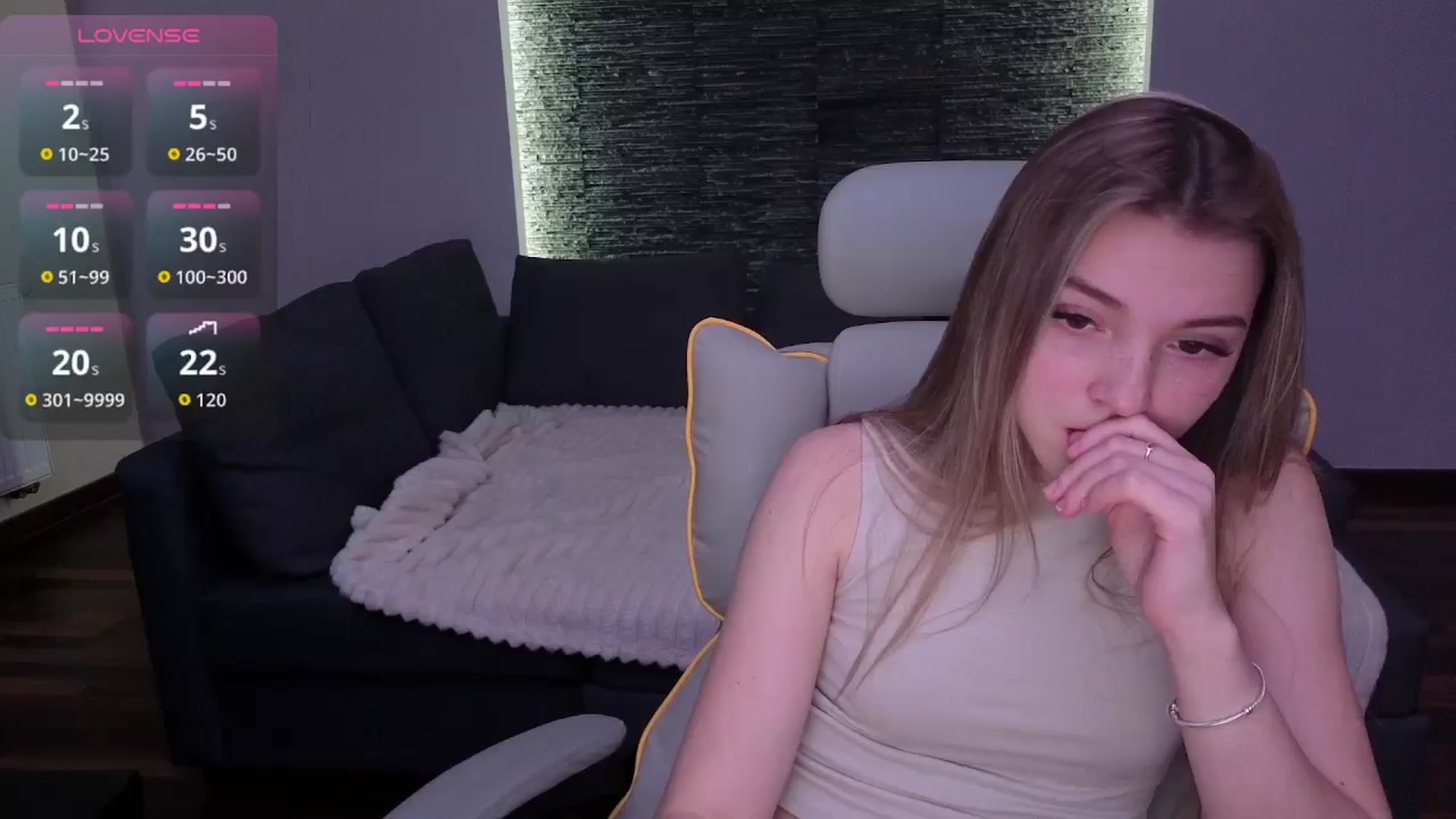 Gallery image thumbnail from Daisyy's myfreecams stream on, 01/03/2026, 18:43 image 14 of 20
