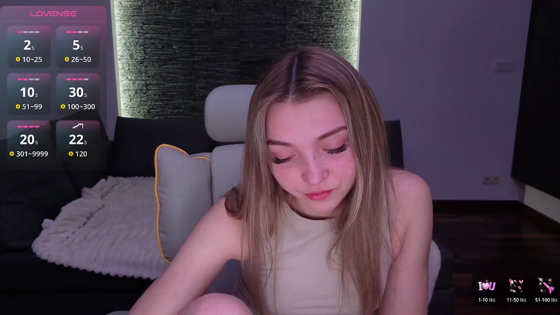 Gallery image thumbnail from Daisyy's myfreecams stream on, 01/03/2026, 18:43 image 18 of 20