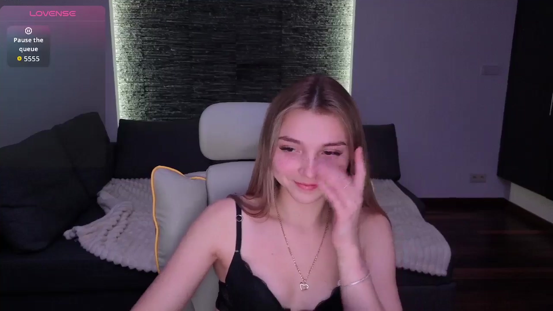 Gallery image thumbnail from Daisyy's myfreecams stream on, 01/04/2026, 21:59 image 19 of 20
