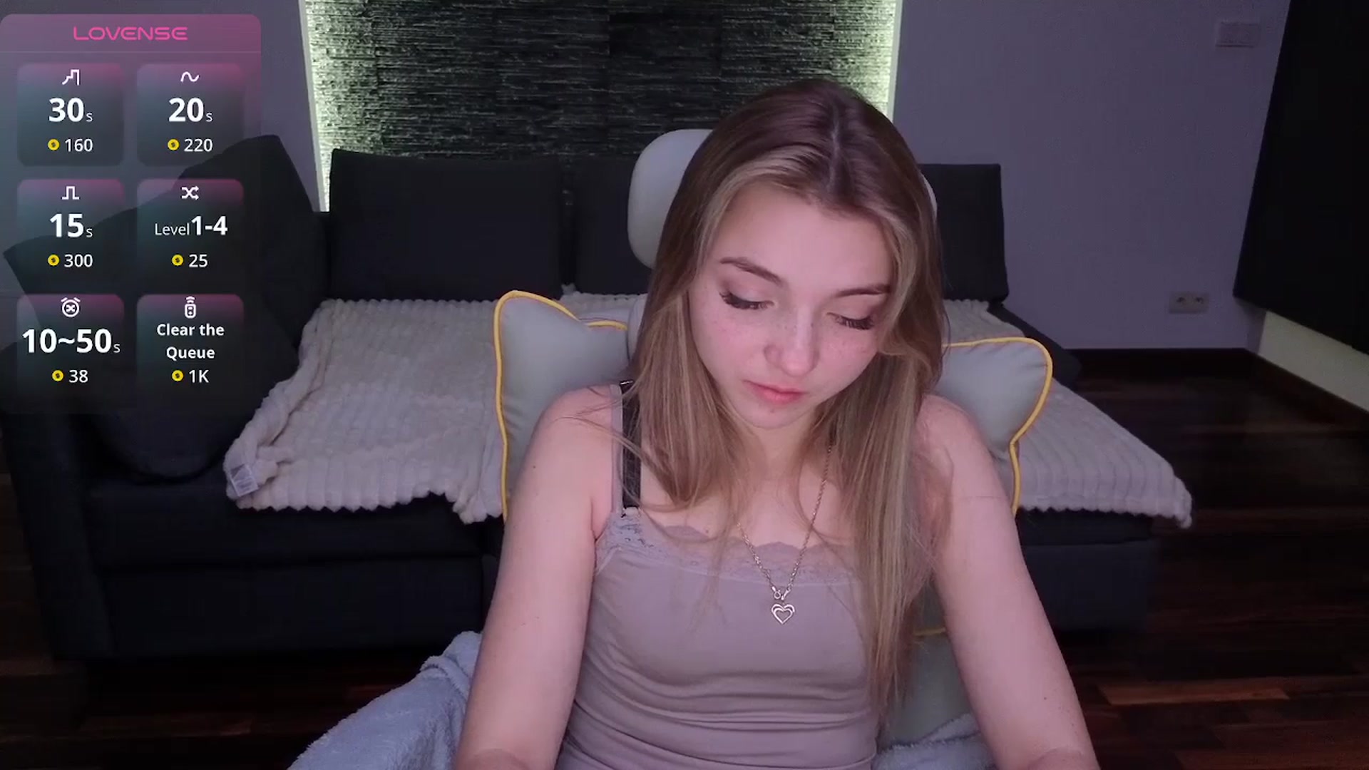 Gallery image thumbnail from Daisyy's myfreecams stream on, 01/11/2026, 16:33 image 13 of 20