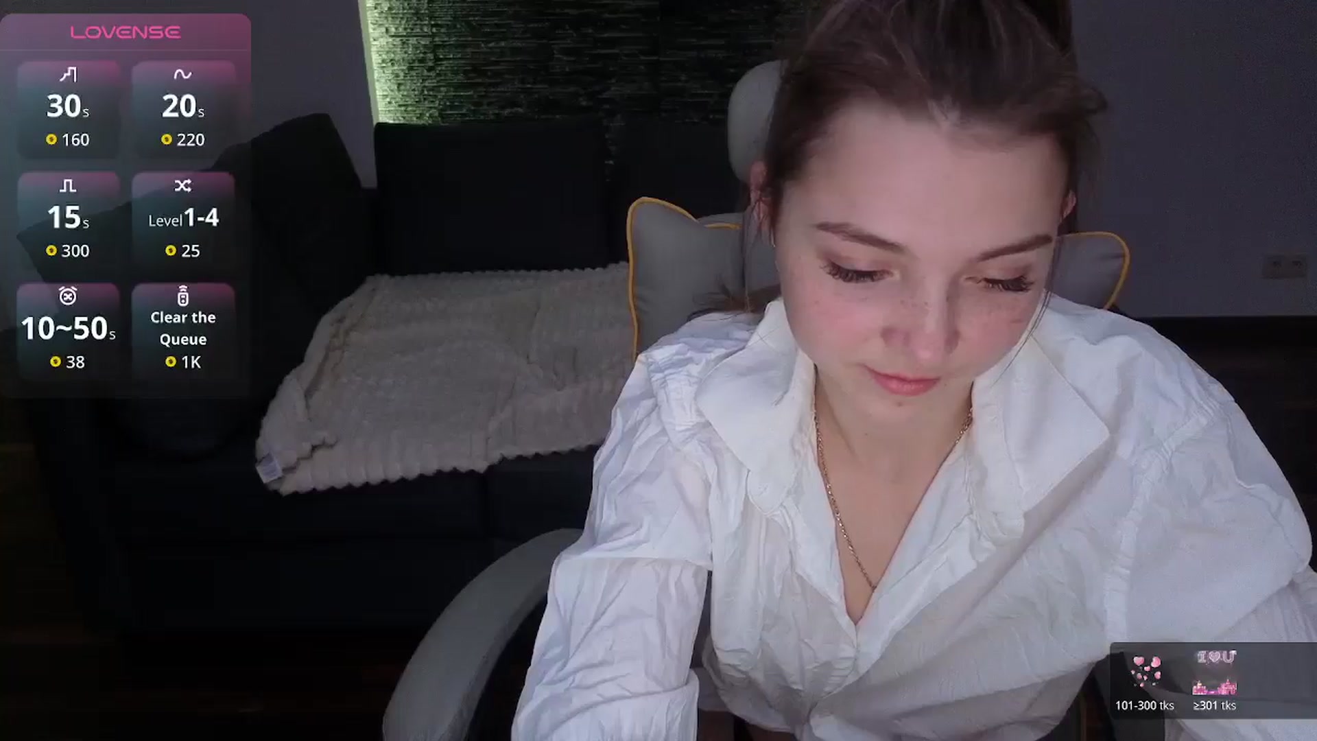 Gallery image thumbnail from Daisyy's myfreecams stream on, 01/16/2026, 17:32 image 10 of 20