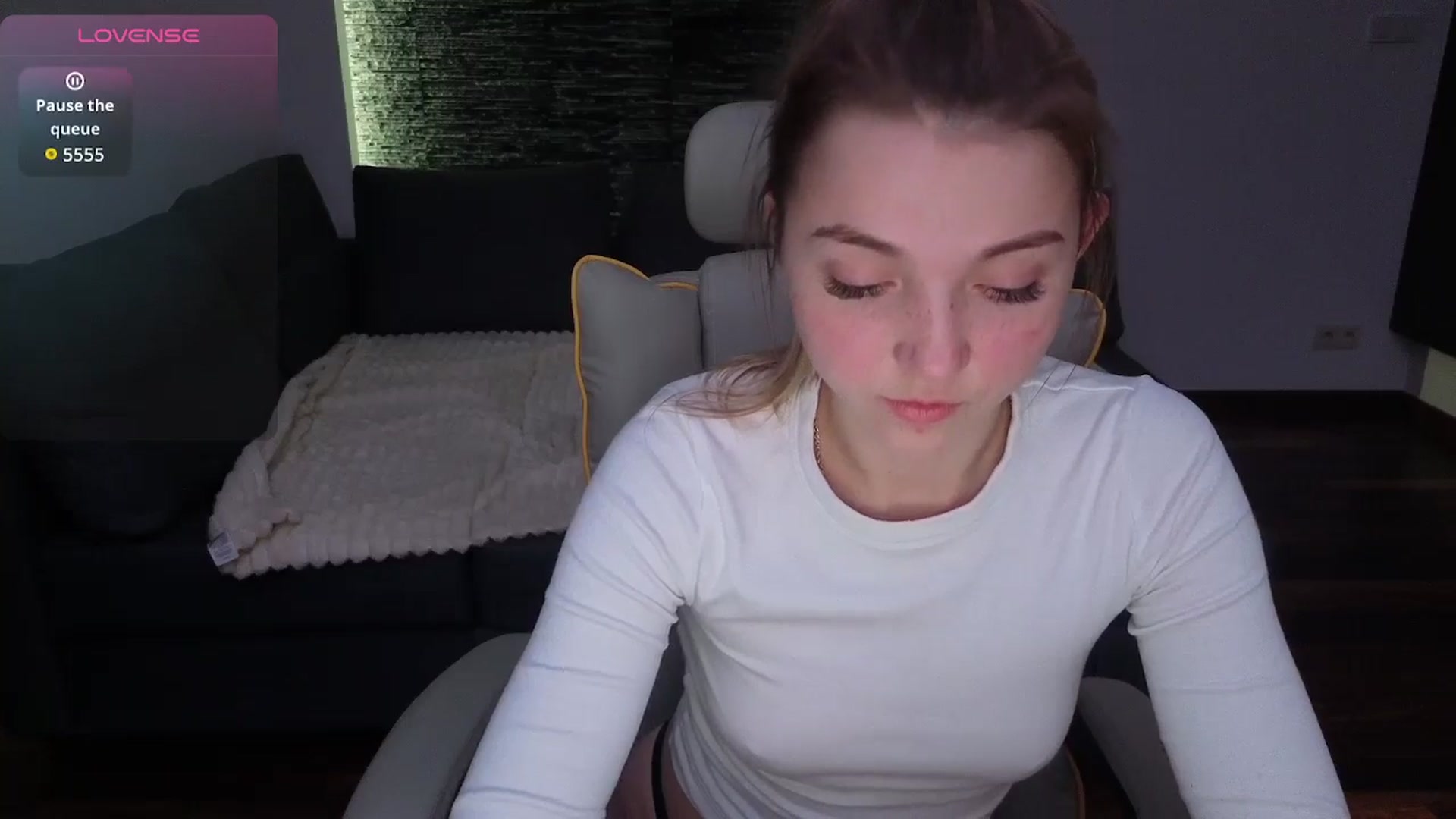 Gallery image thumbnail from Daisyy's myfreecams stream on, 01/16/2026, 18:29 image 7 of 20