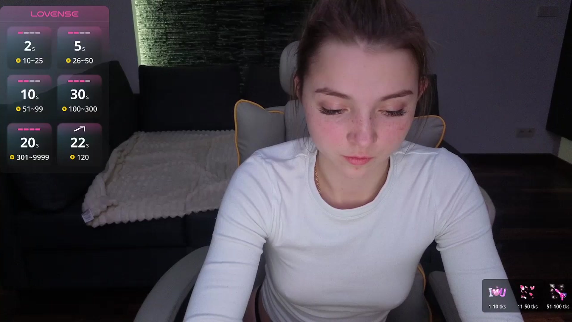 Gallery image thumbnail from Daisyy's myfreecams stream on, 01/16/2026, 18:29 image 13 of 20