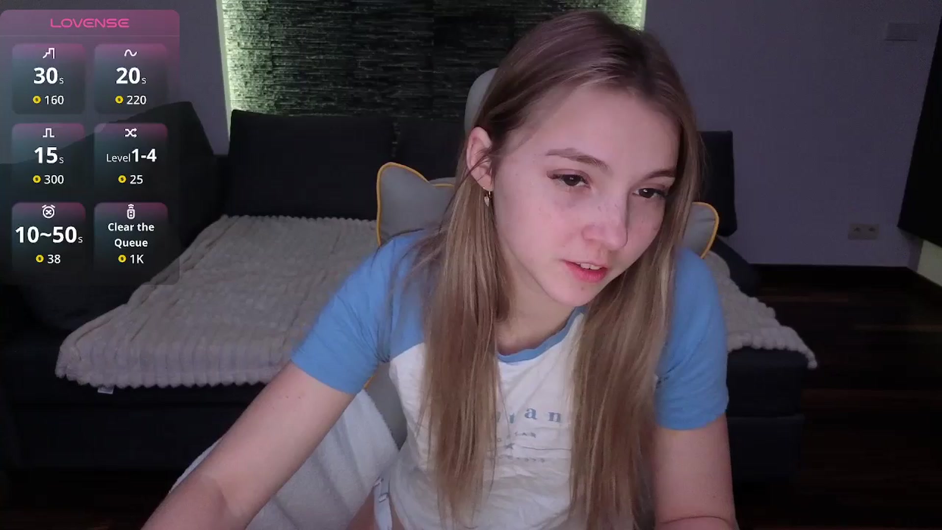 Gallery image thumbnail from Daisyy's myfreecams stream on, 01/18/2026, 02:18 image 7 of 20