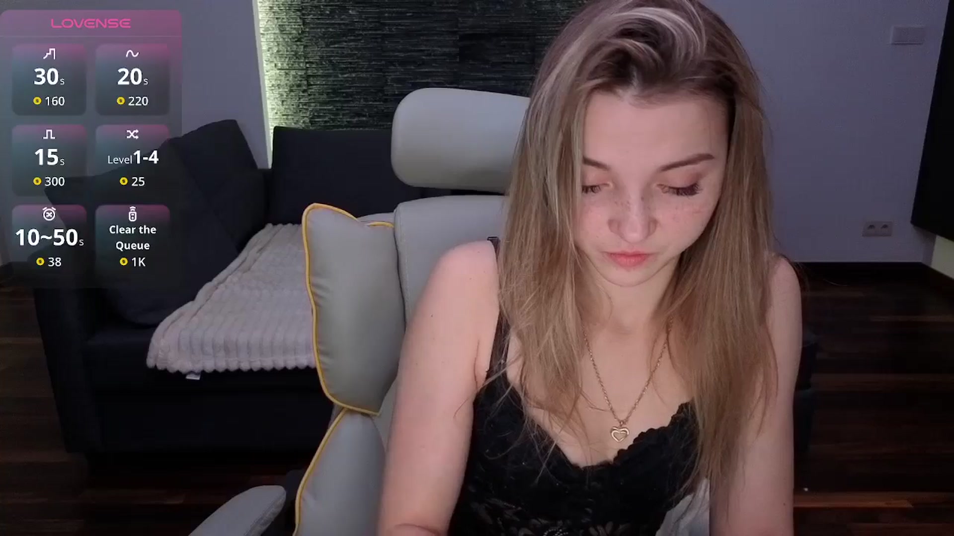 Gallery image thumbnail from Daisyy's myfreecams stream on, 01/18/2026, 22:35 image 8 of 20