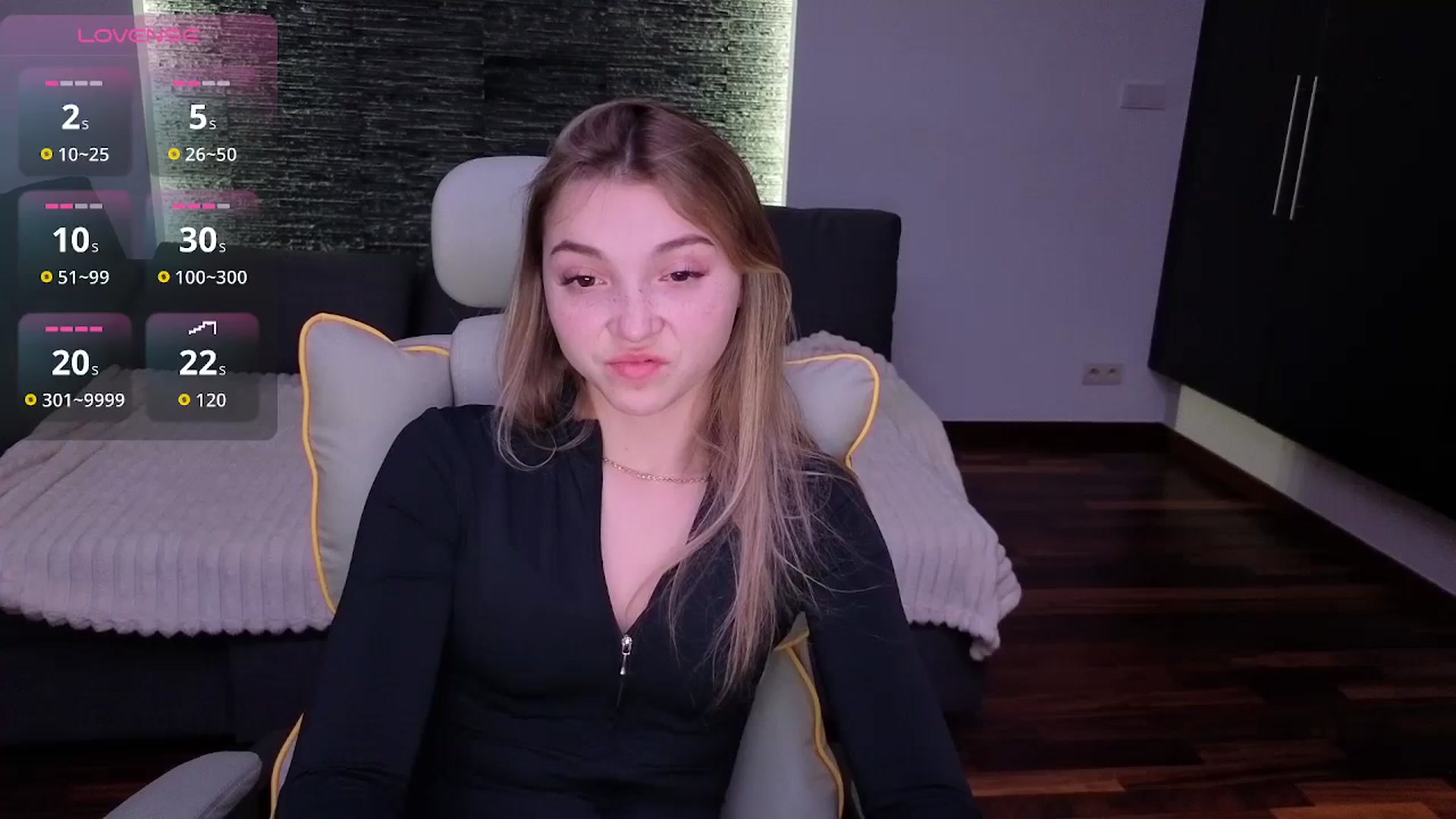 Gallery image thumbnail from Daisyy's myfreecams stream on, 01/21/2026, 17:27 image 15 of 20
