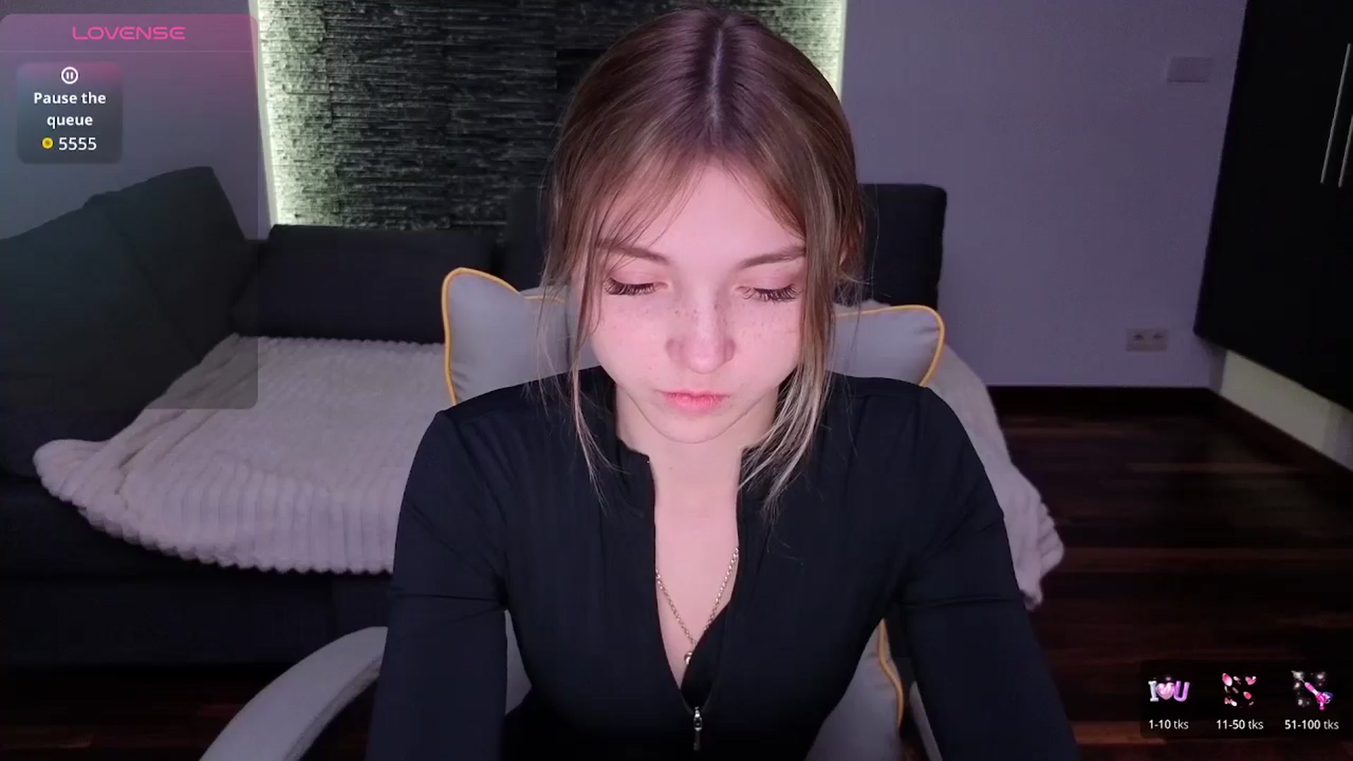 Gallery image thumbnail from Daisyy's myfreecams stream on, 01/21/2026, 20:09 image 2 of 20