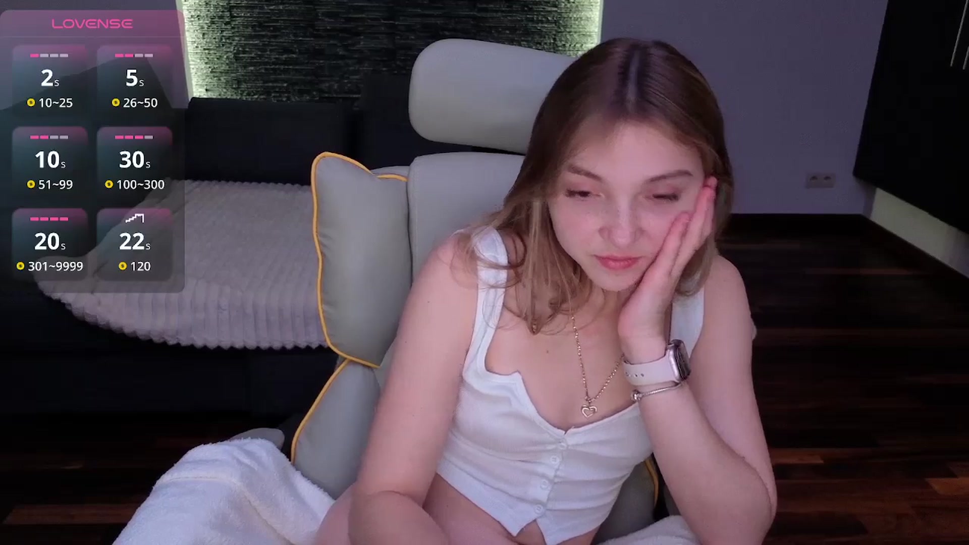 Gallery image thumbnail from Daisyy's myfreecams stream on, 01/22/2026, 24:24 image 4 of 20