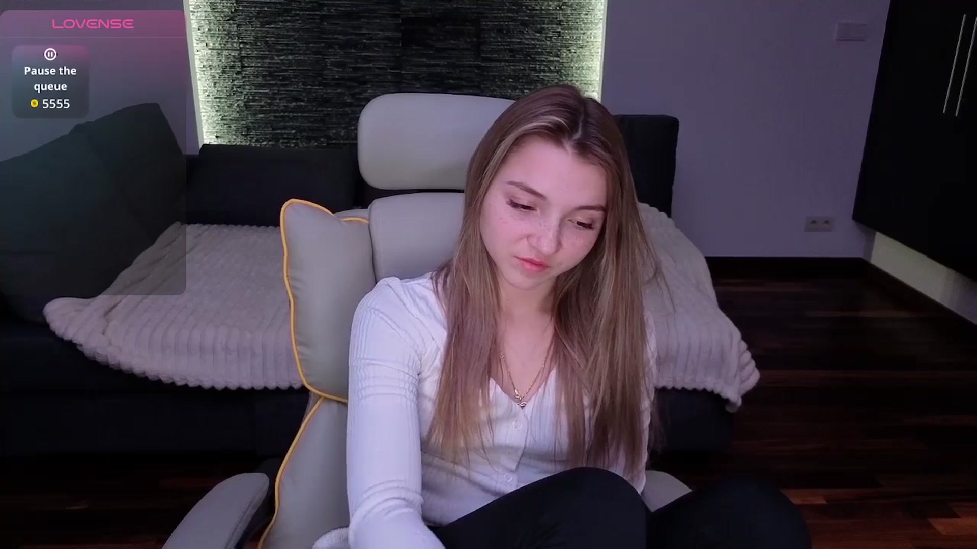 Gallery image thumbnail from Daisyy's myfreecams stream on, 01/22/2026, 18:05 image 5 of 20