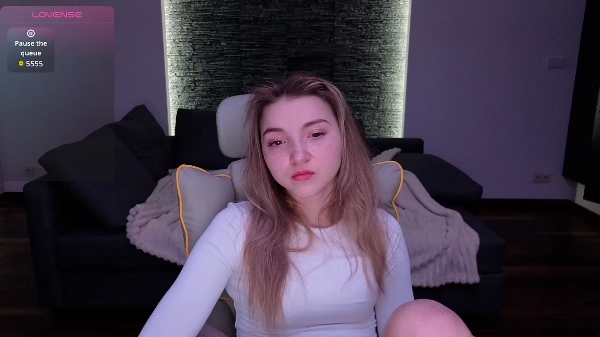 Gallery image thumbnail from Daisyy's myfreecams stream on, 01/25/2026, 17:51 image 16 of 20