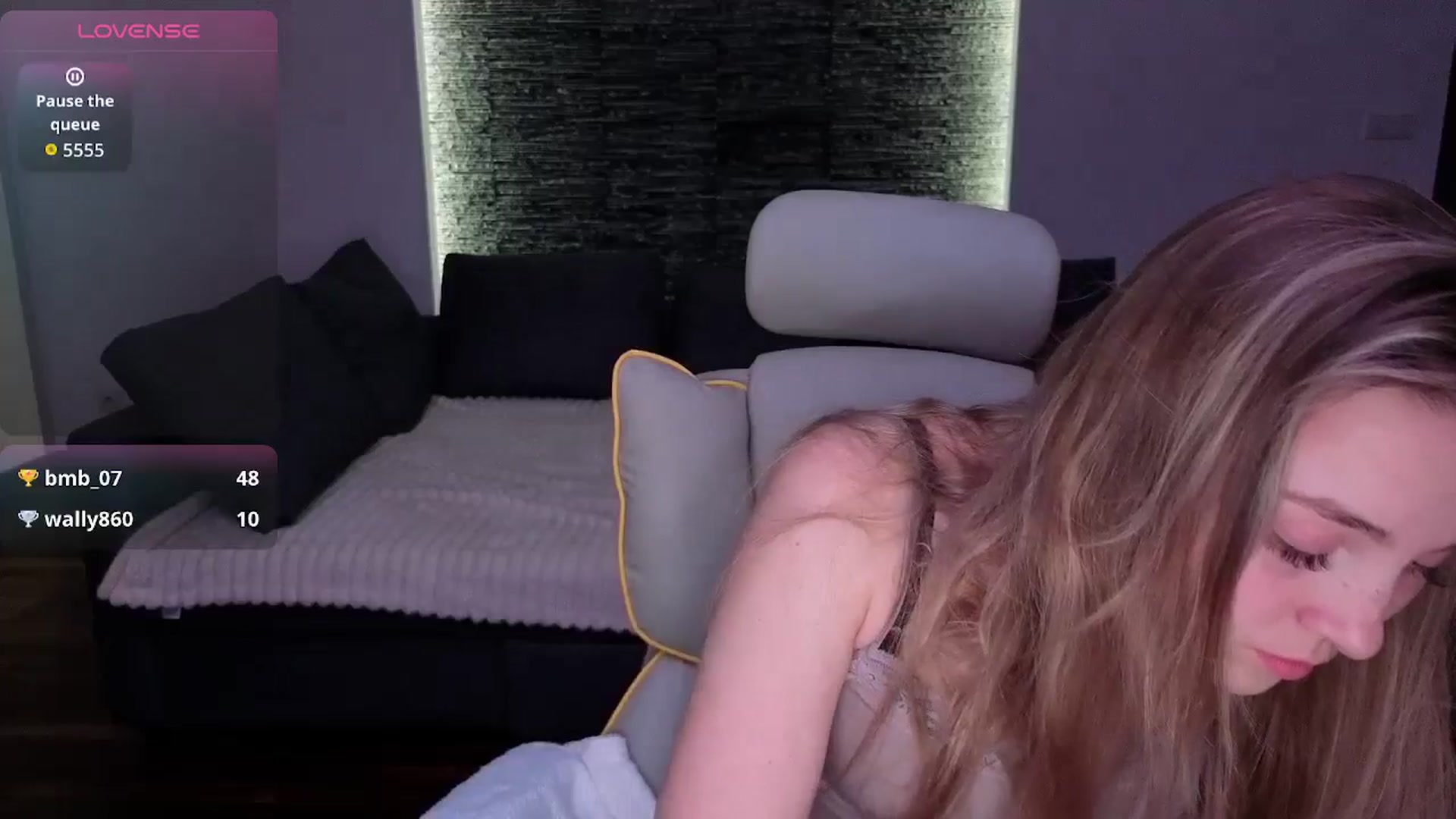 Gallery image thumbnail from Daisyy's myfreecams stream on, 01/27/2026, 17:36 image 6 of 20