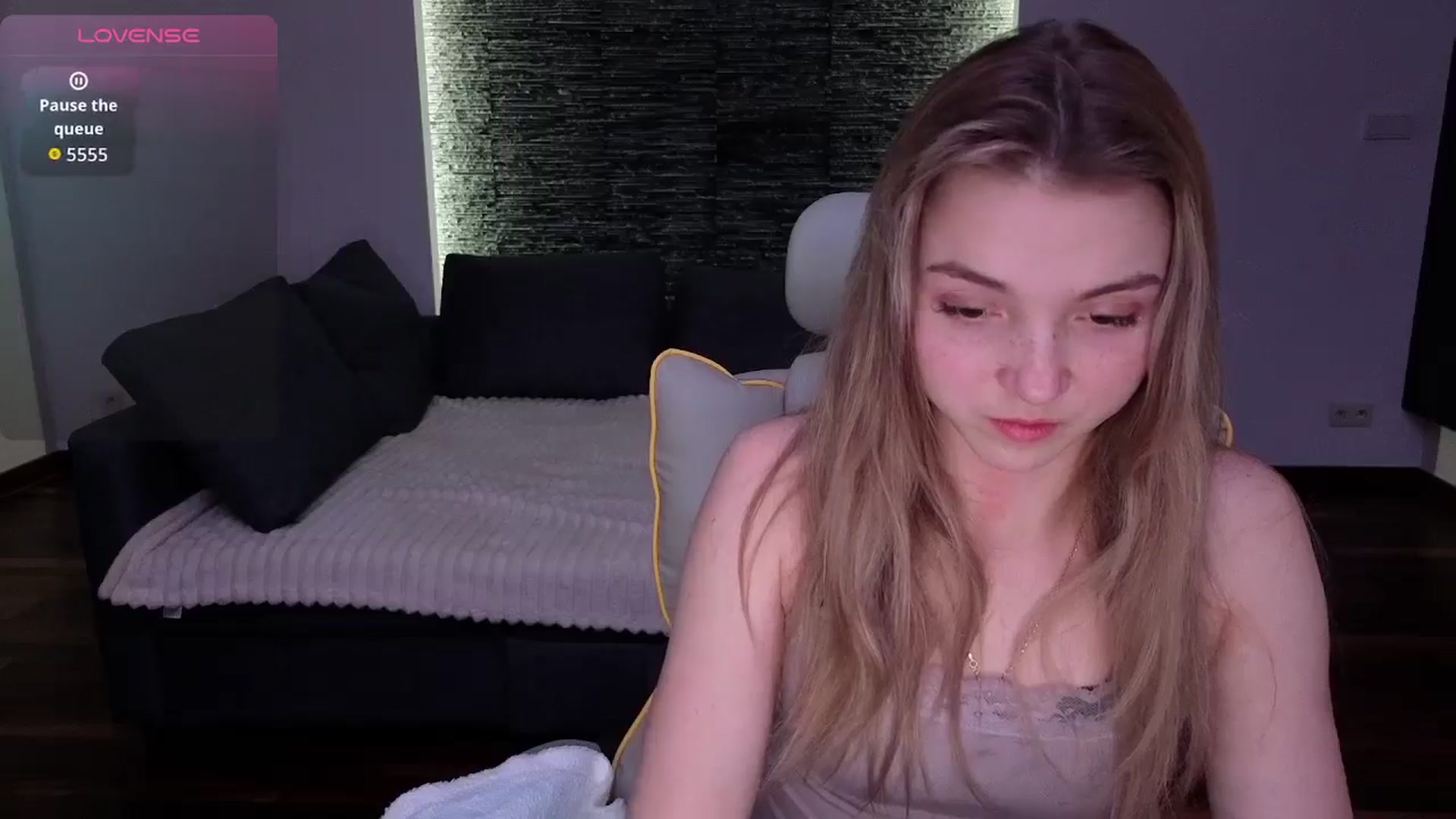 Gallery image thumbnail from Daisyy's myfreecams stream on, 01/27/2026, 17:36 image 11 of 20