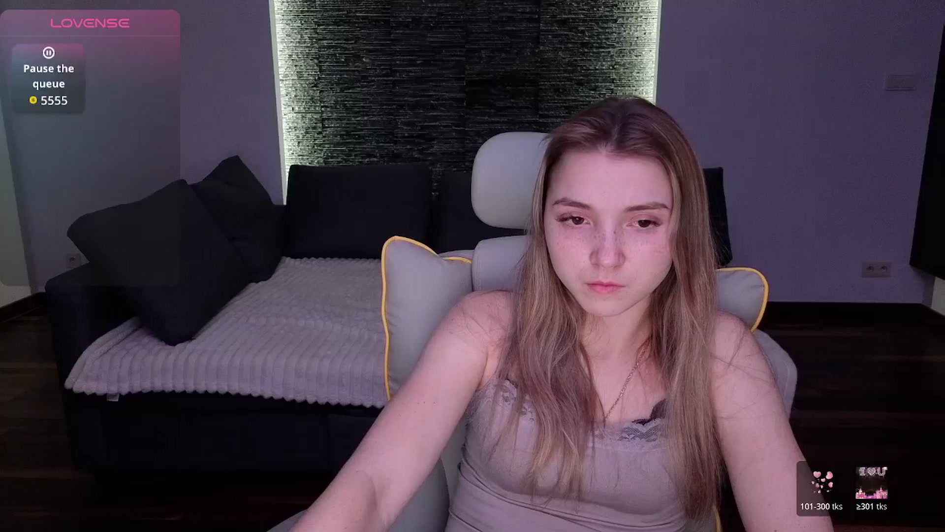 Gallery image thumbnail from Daisyy's myfreecams stream on, 01/27/2026, 19:09 image 5 of 20