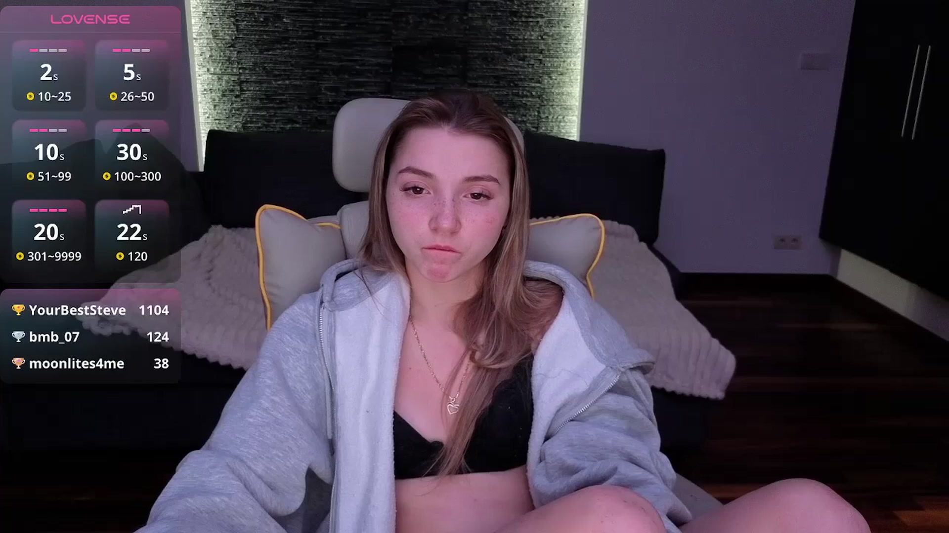 Gallery image thumbnail from Daisyy's myfreecams stream on, 01/27/2026, 20:21 image 7 of 20