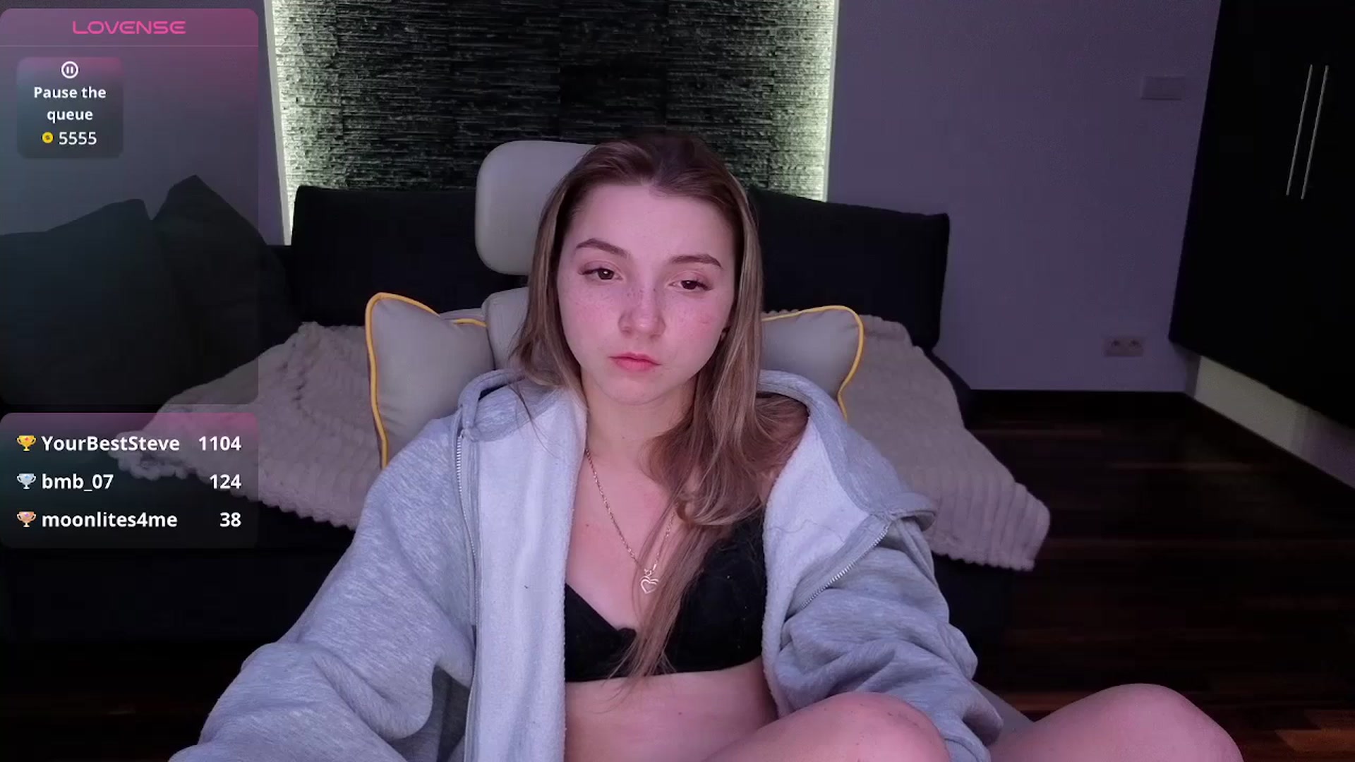 Gallery image thumbnail from Daisyy's myfreecams stream on, 01/27/2026, 20:21 image 6 of 20