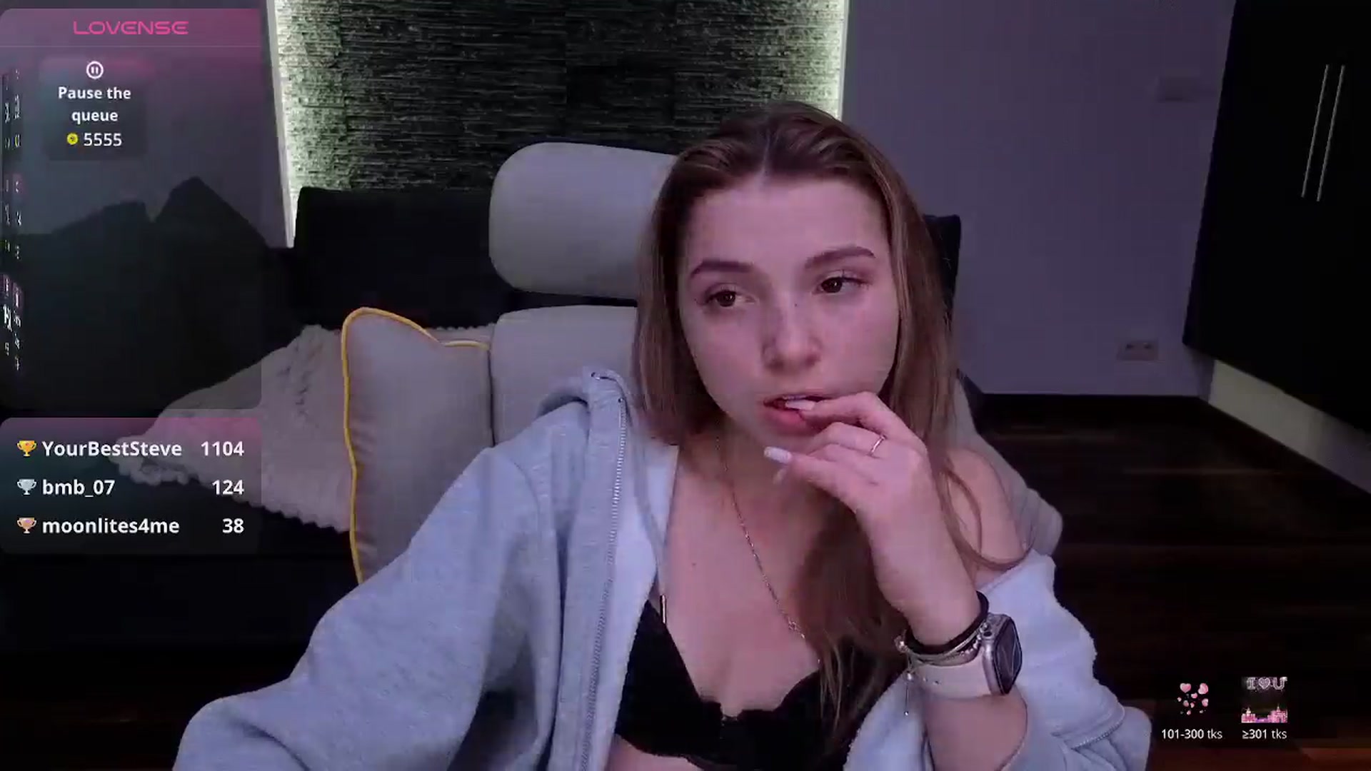 Gallery image thumbnail from Daisyy's myfreecams stream on, 01/27/2026, 22:11 image 4 of 20