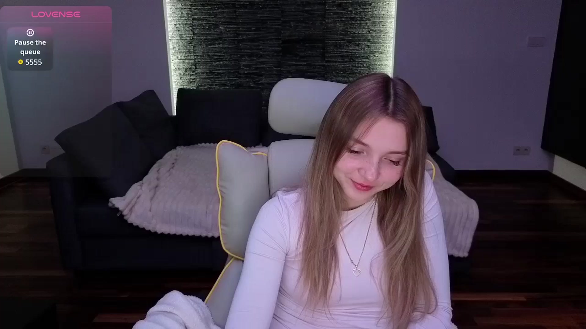 Gallery image thumbnail from Daisyy's myfreecams stream on, 02/04/2026, 23:24 image 19 of 20