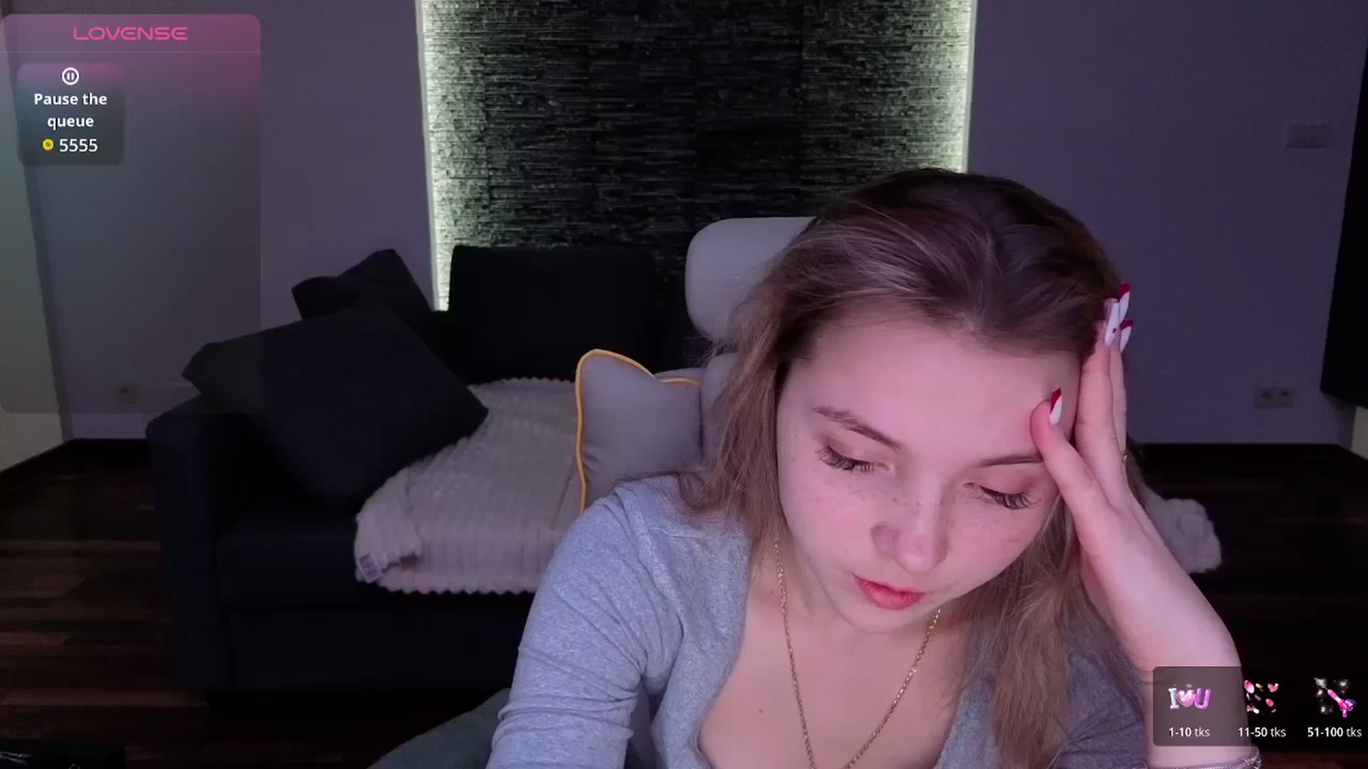Gallery image thumbnail from Daisyy's myfreecams stream on, 02/06/2026, 15:25 image 16 of 20