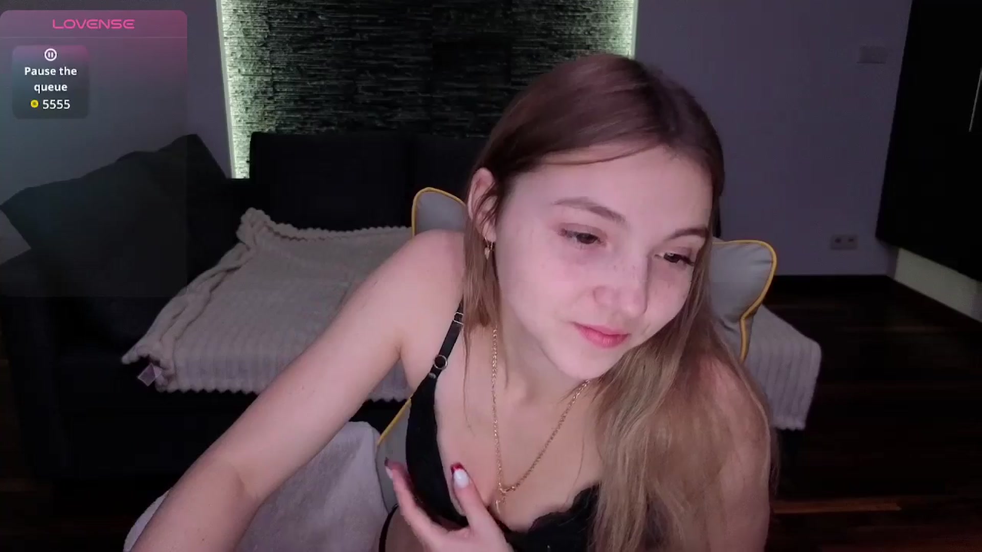 Gallery image thumbnail from Daisyy's myfreecams stream on, 02/07/2026, 17:52 image 4 of 20