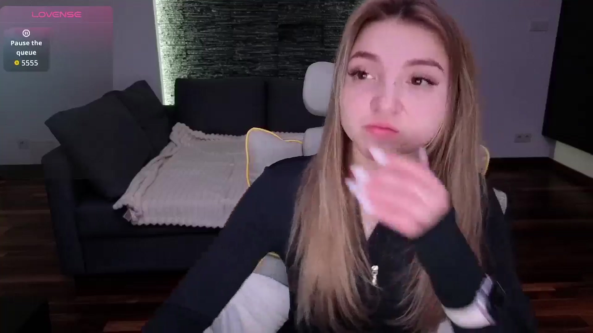 Gallery image thumbnail from Daisyy's myfreecams stream on, 02/09/2026, 15:48 image 4 of 20