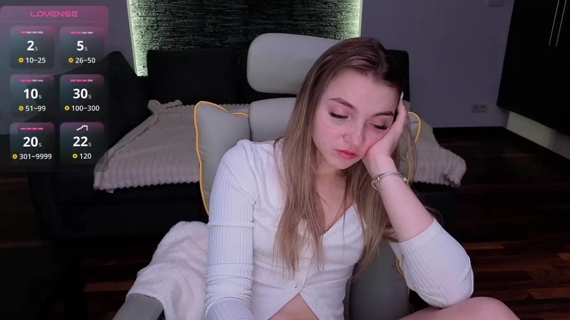 Gallery image thumbnail from Daisyy's myfreecams stream on, 02/09/2026, 22:30 image 13 of 20