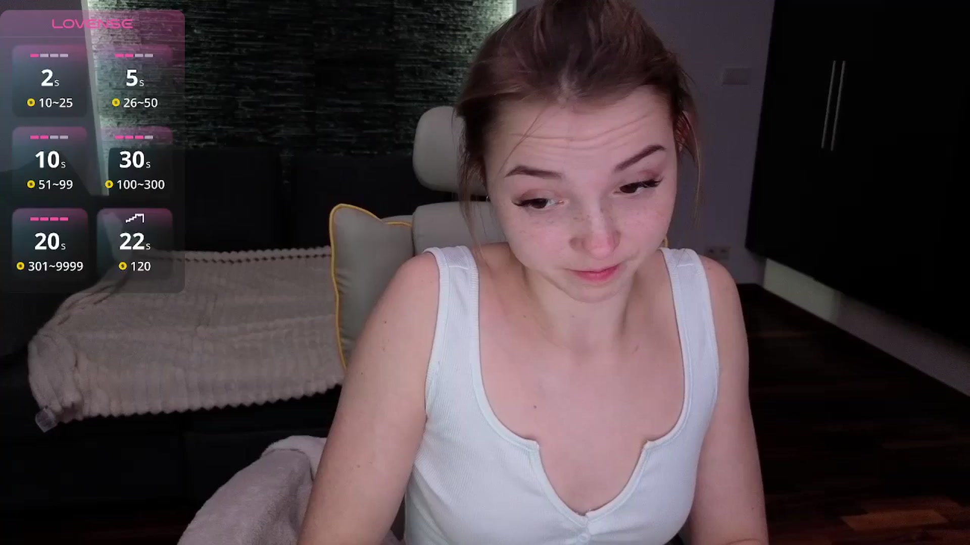 Gallery image thumbnail from Daisyy's myfreecams stream on, 02/17/2026, 20:47 image 15 of 20