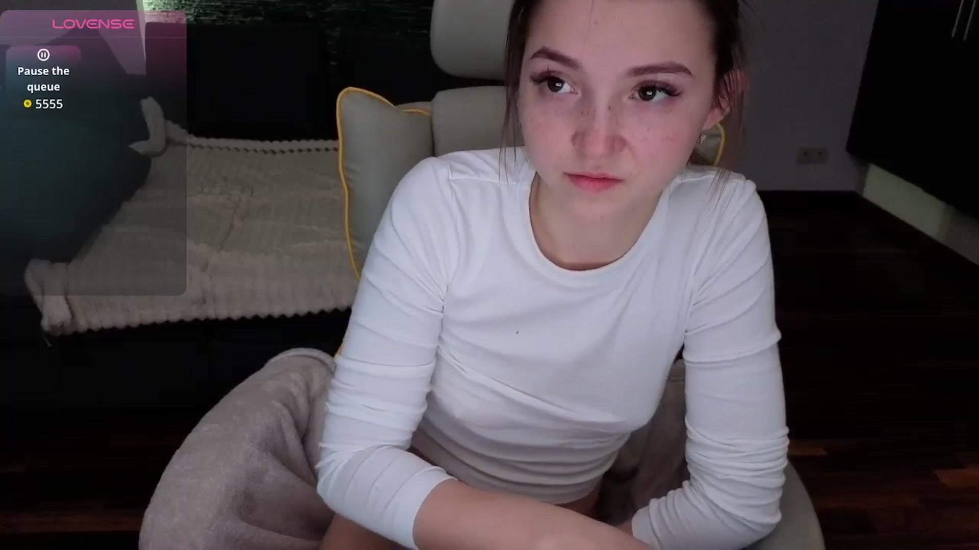 Gallery image thumbnail from Daisyy's myfreecams stream on, 02/17/2026, 23:10 image 10 of 20