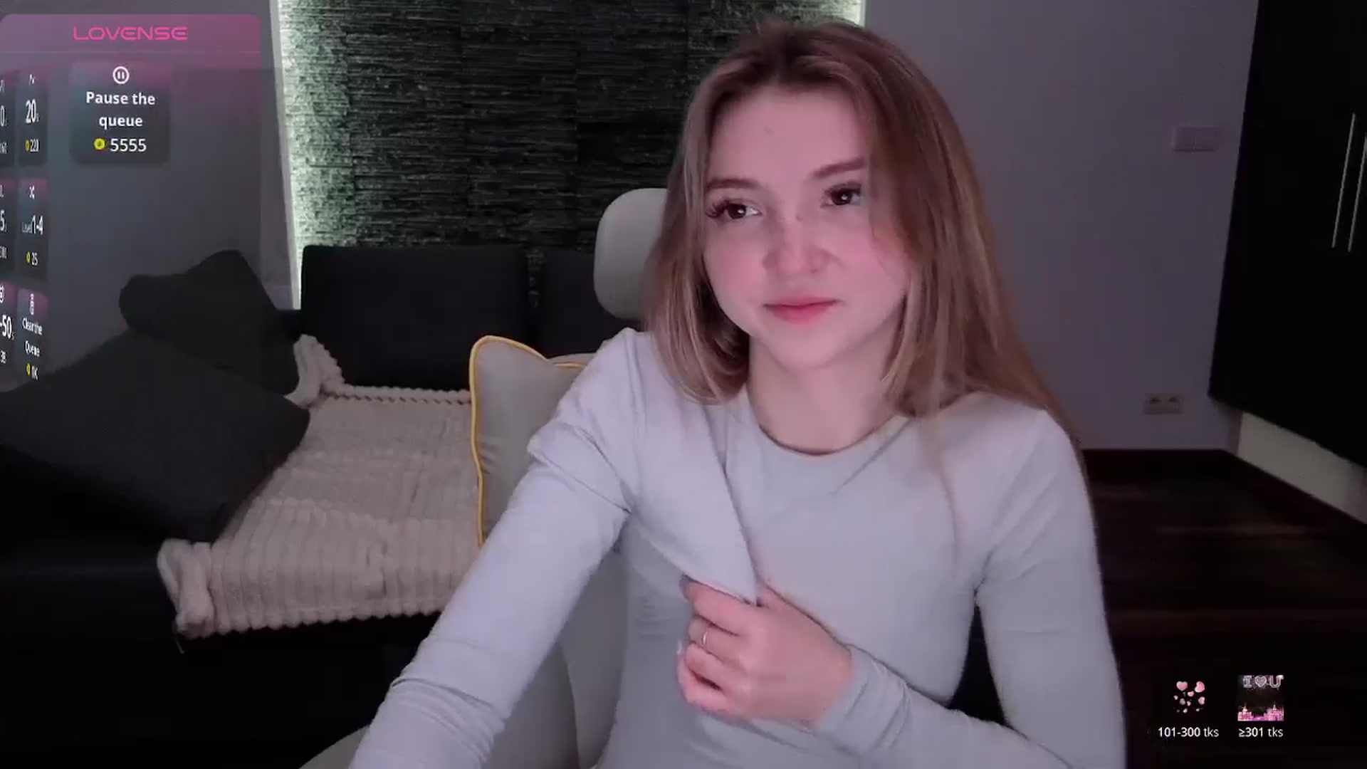 Gallery image thumbnail from Daisyy's myfreecams stream on, 02/18/2026, 17:01 image 7 of 20