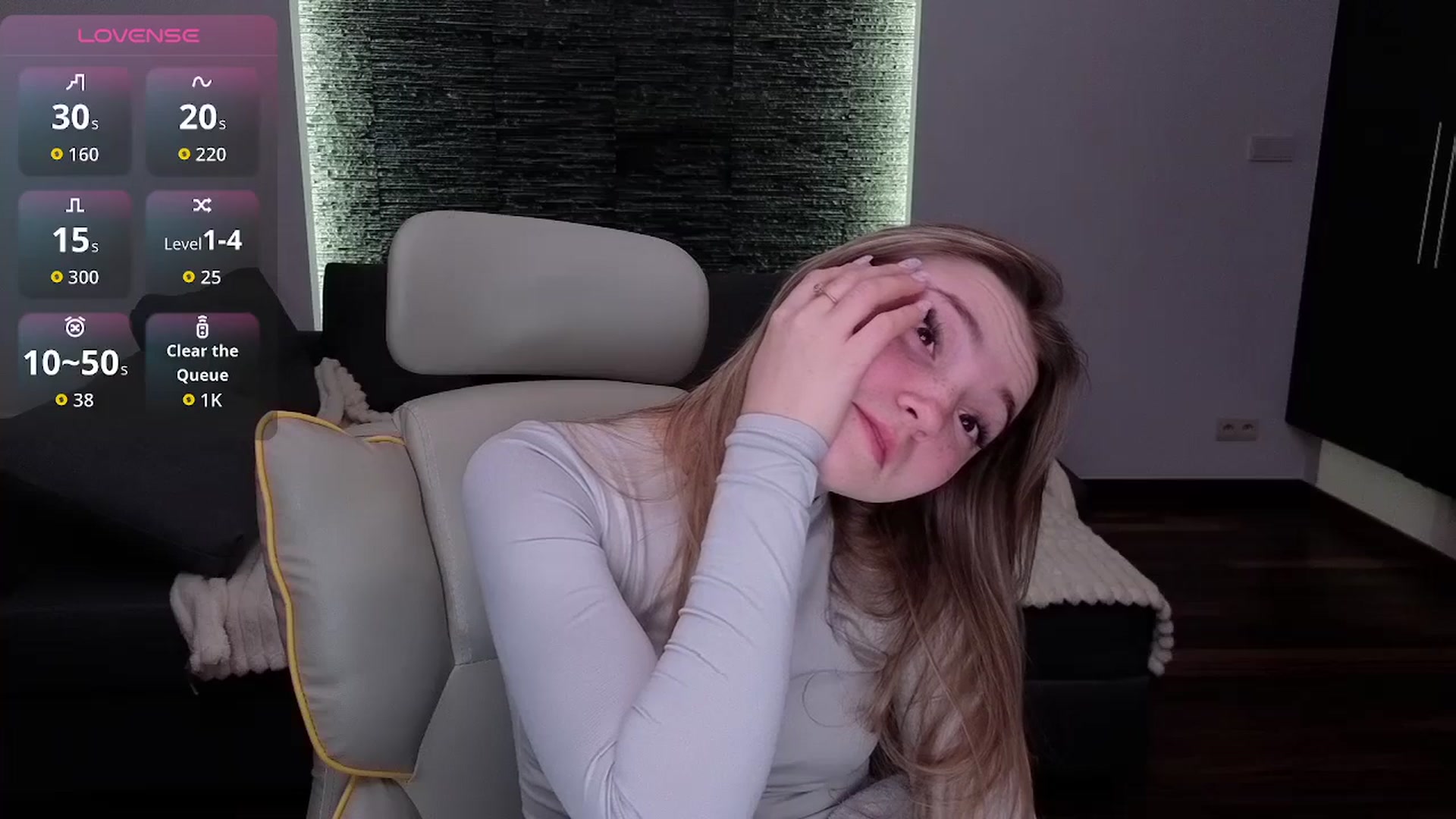 Gallery image thumbnail from Daisyy's myfreecams stream on, 02/18/2026, 17:01 image 16 of 20