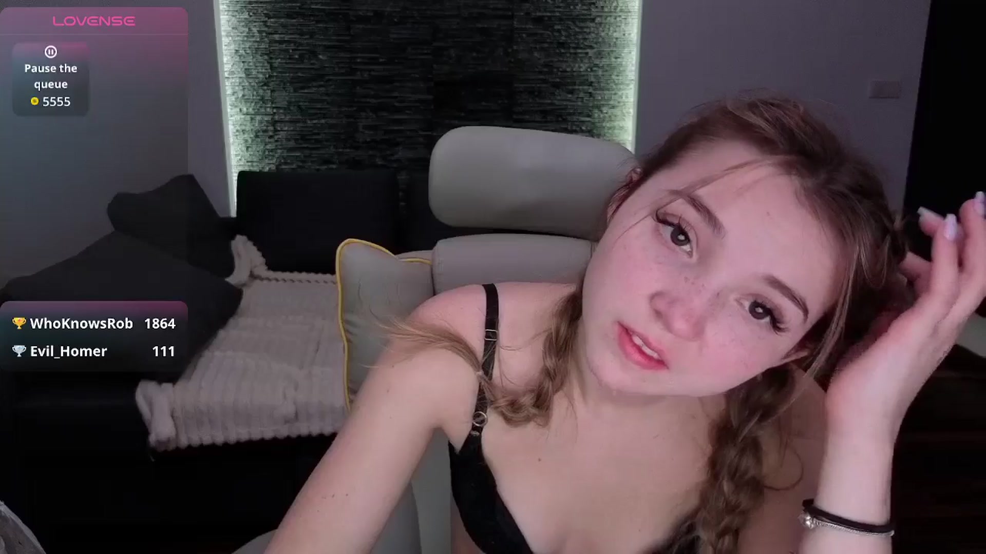 Gallery image thumbnail from Daisyy's myfreecams stream on, 02/19/2026, 17:35 image 8 of 20
